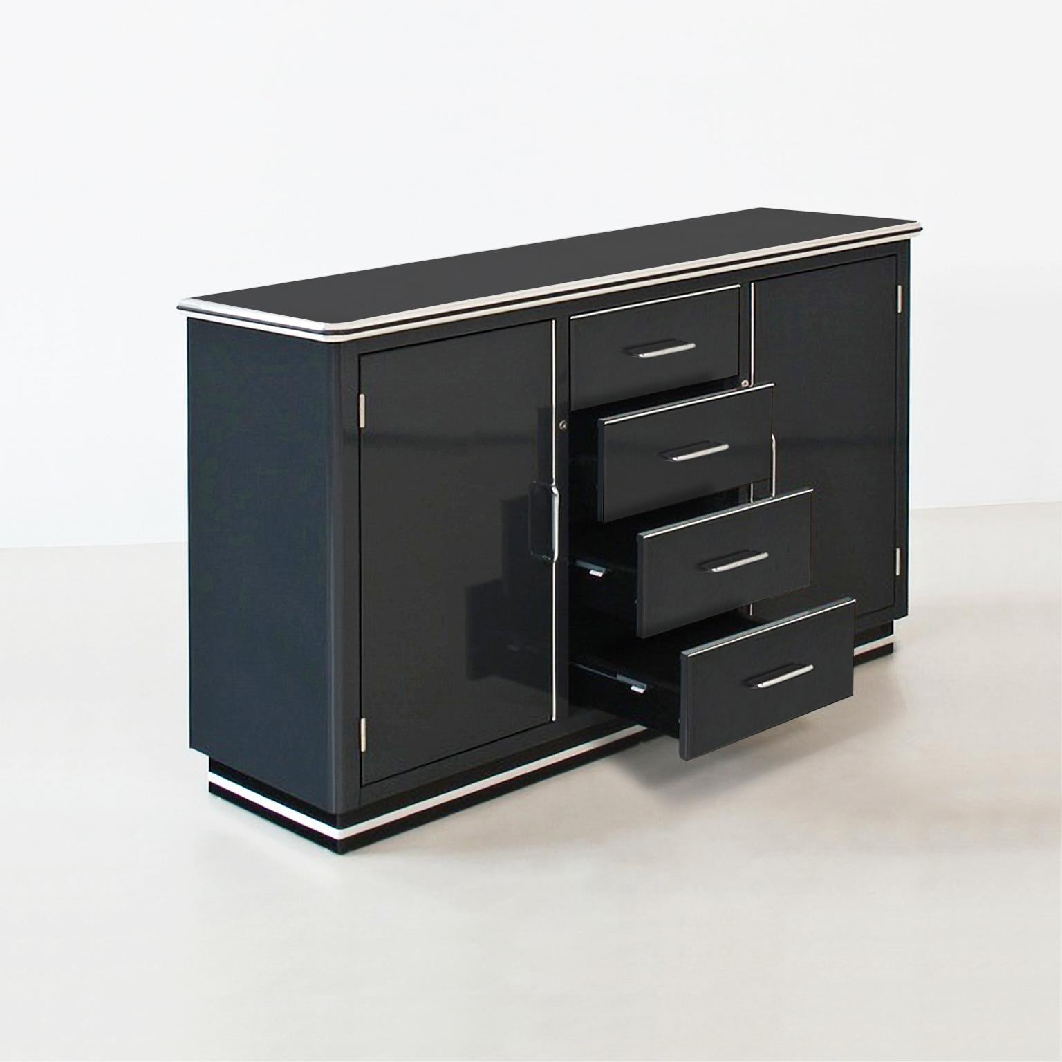 Aparador de metal Industrial Design, Lacado, Metal cromado, Personalizable Moderno en venta