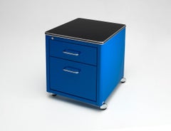 Carrello rotante di Industrial Design in metallo laccato per ufficio/salotto