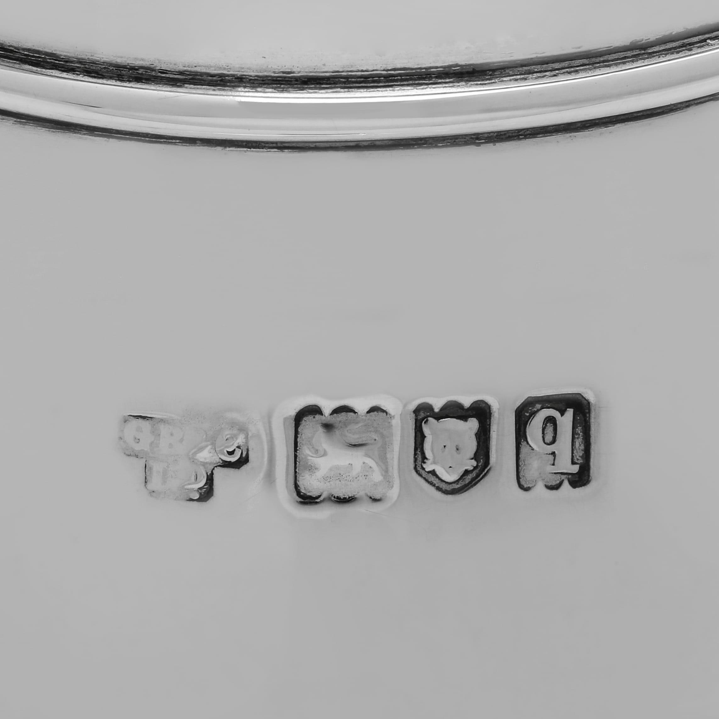 Wasserkocher aus Sterlingsilber im Industrial Design, hergestellt in London im Jahr 1911 im Angebot 1