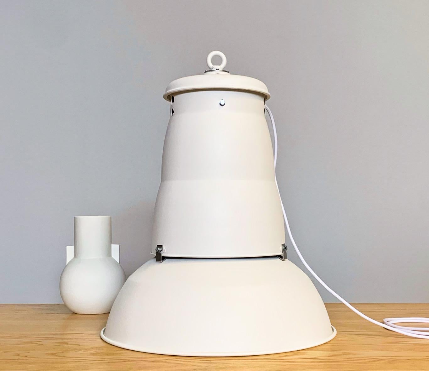 Industrial Hanging Light Pendant Philips PHD400 White Label Collection 1957 For Sale 1
