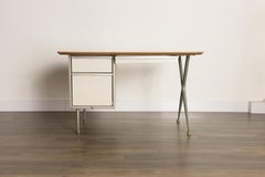 Bureau industriel par Raymond Loewy pour Brunswick de Chicago:: circa 1950s:: Signé