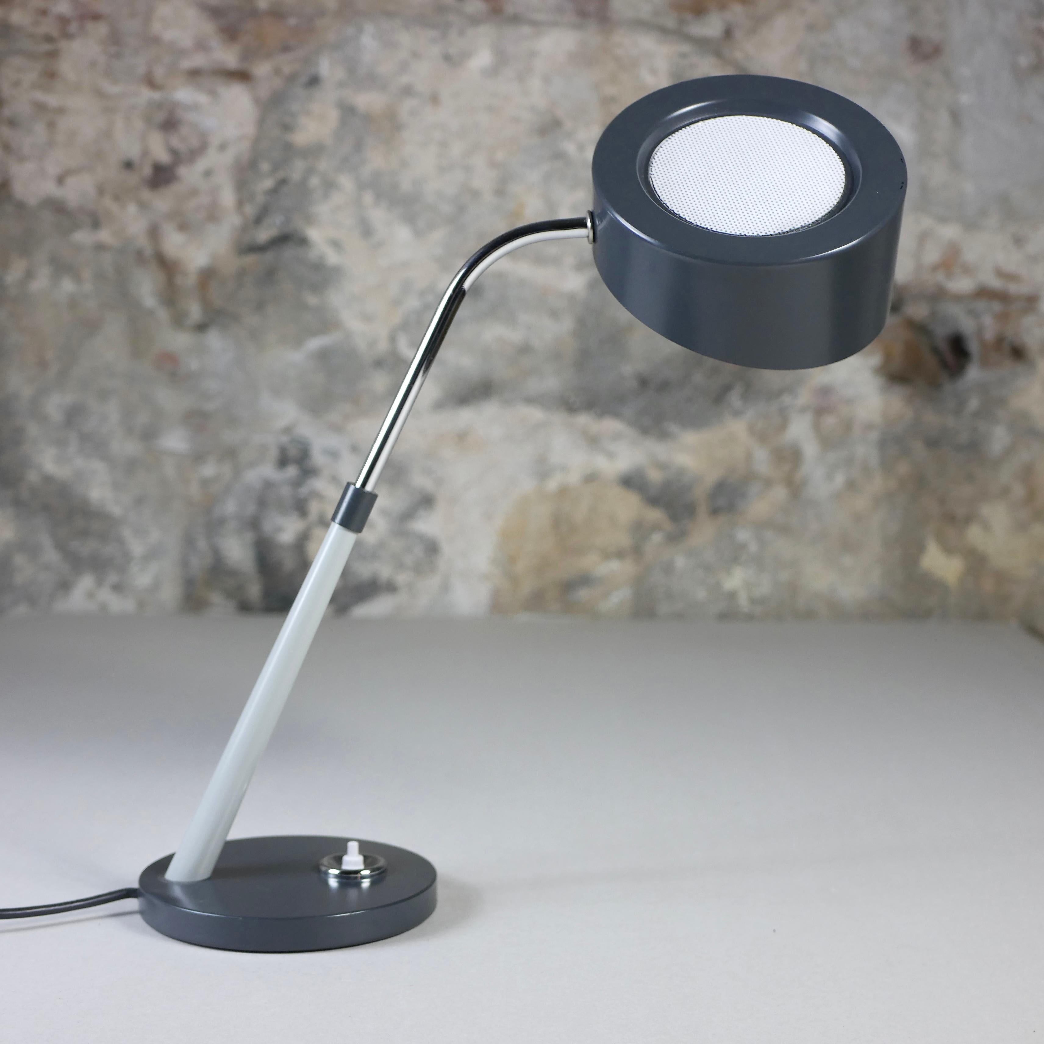 Industrial desk lamp model 950 by JUMO, made in France, 1970s For Sale 7