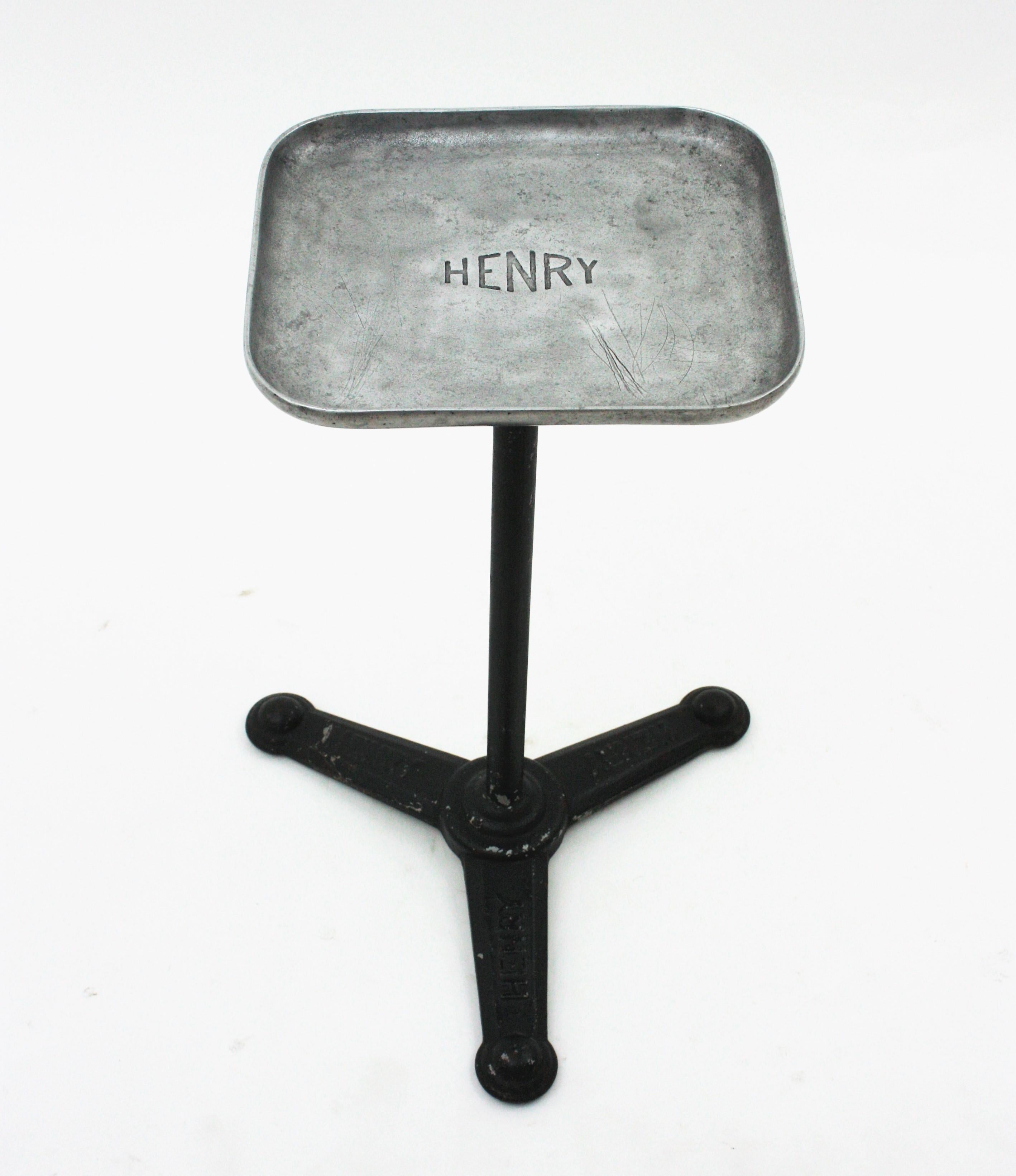 Aluminium and iron spanish drinks table, 1960s
Rectangular aluminium top with black painted iron tripod base.
Originally used as hairdresser work stand tripod table by Henry Colomer beauty salon and hairdressing supplier.
This eye-catching