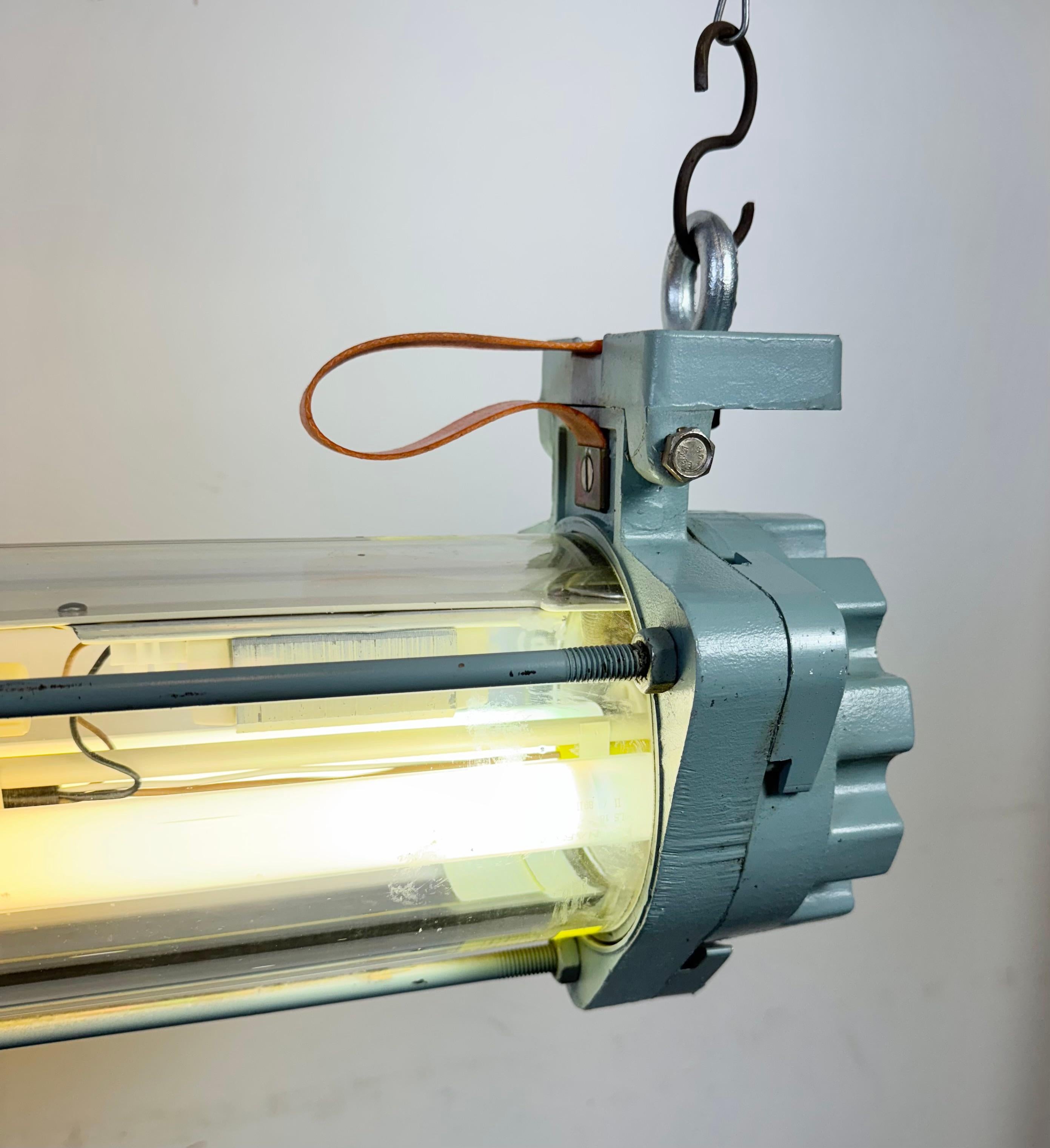 Industrial East German Fluorescent Tube Light From Leuchtenbau Wittenberg, 1980s For Sale 8