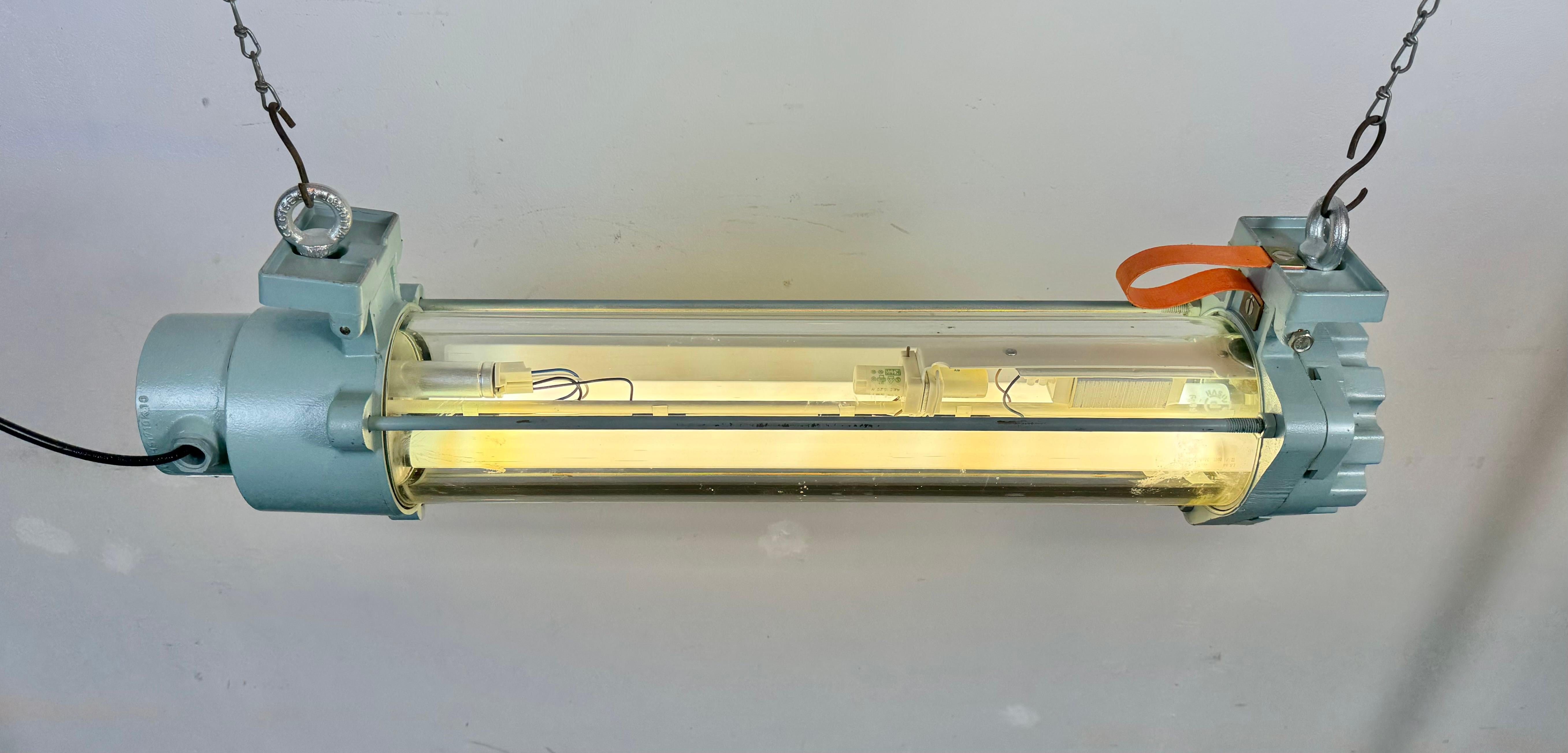 Industrial East German Fluorescent Tube Light From Leuchtenbau Wittenberg, 1980s For Sale 9