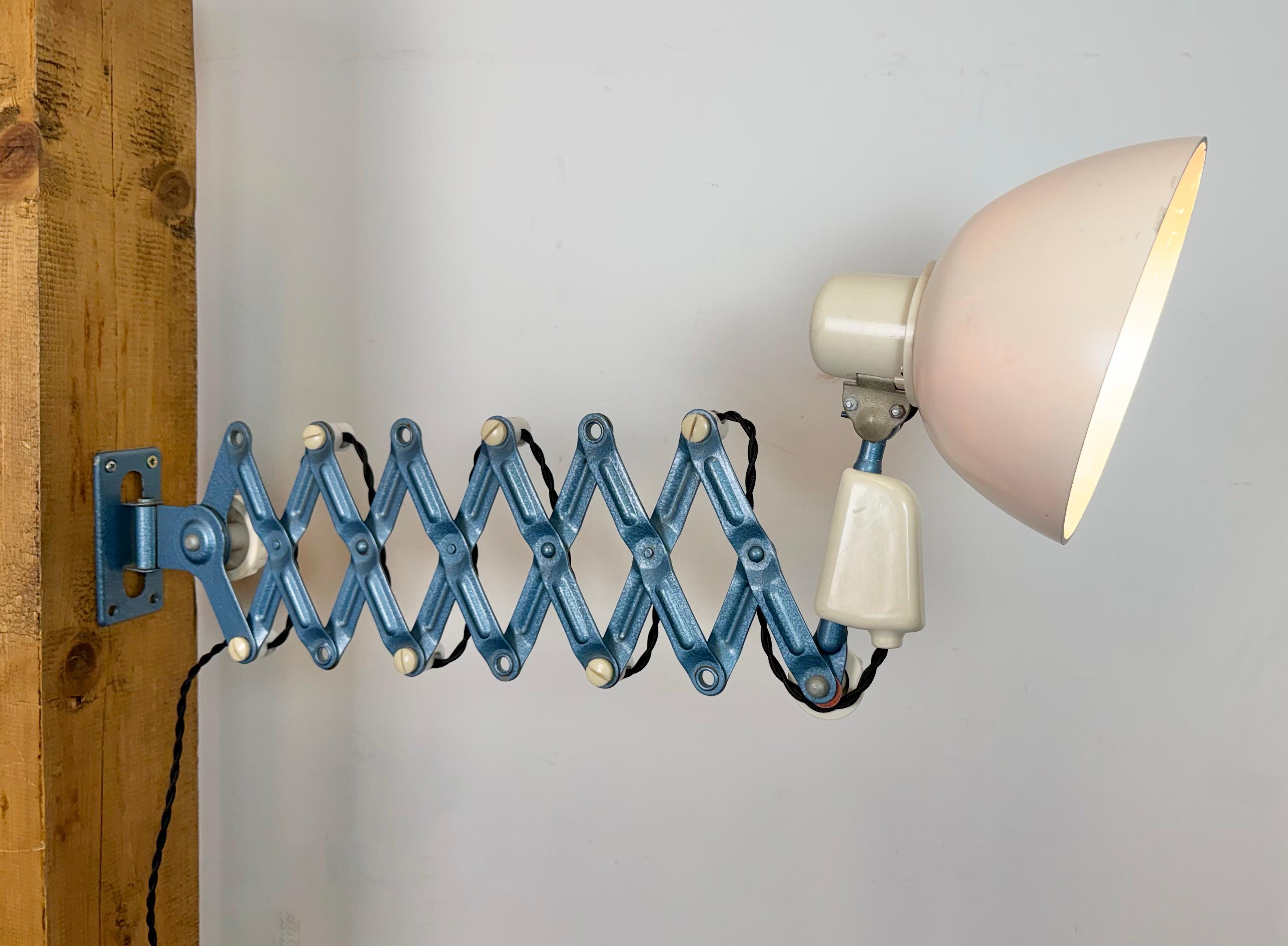 Lampada a forbice industriale della Germania dell'Est di Reif Dresden, anni '50 in vendita 8