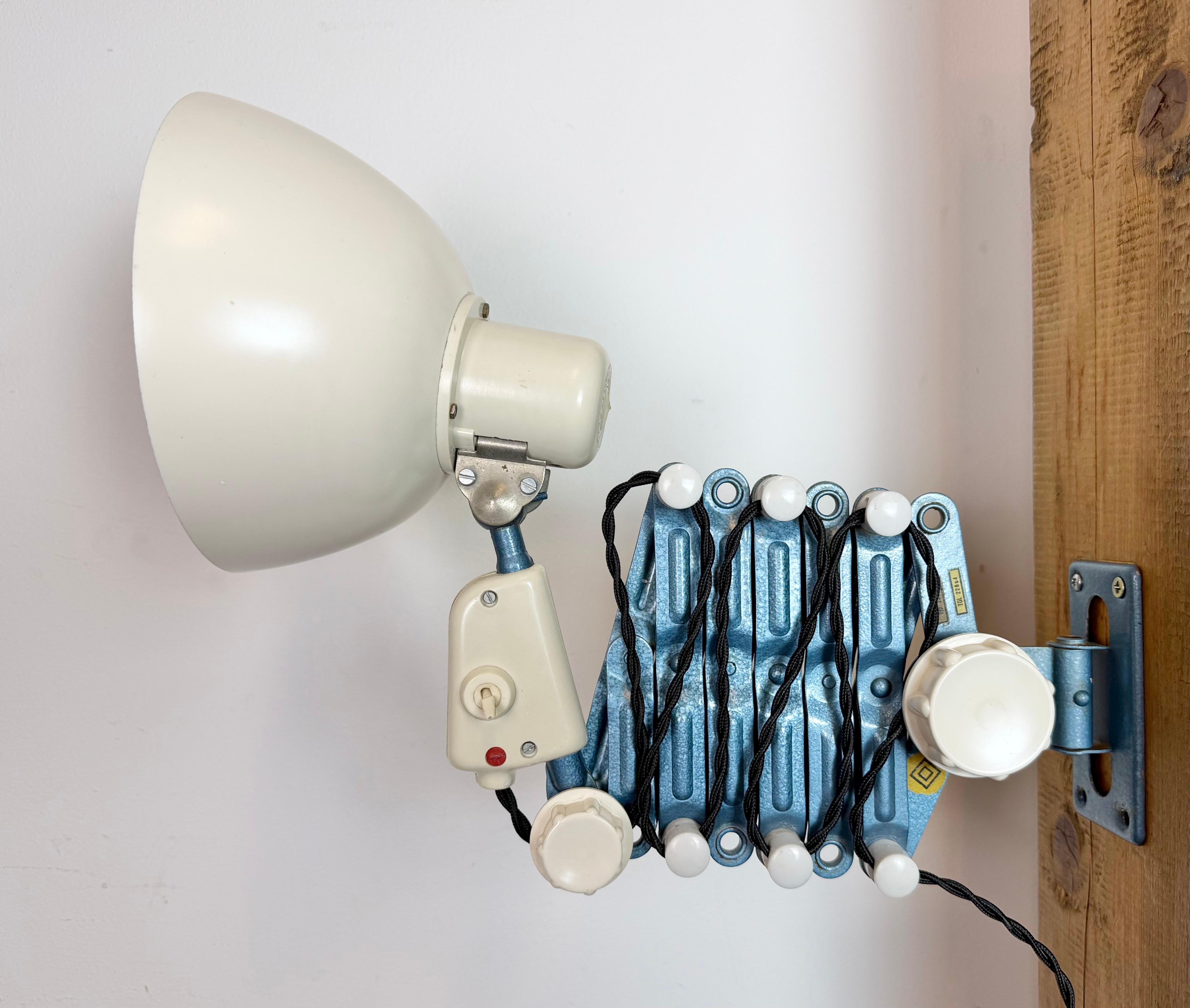 Lampada a forbice industriale della Germania dell'Est di Reif Dresden, anni '50 in vendita 2