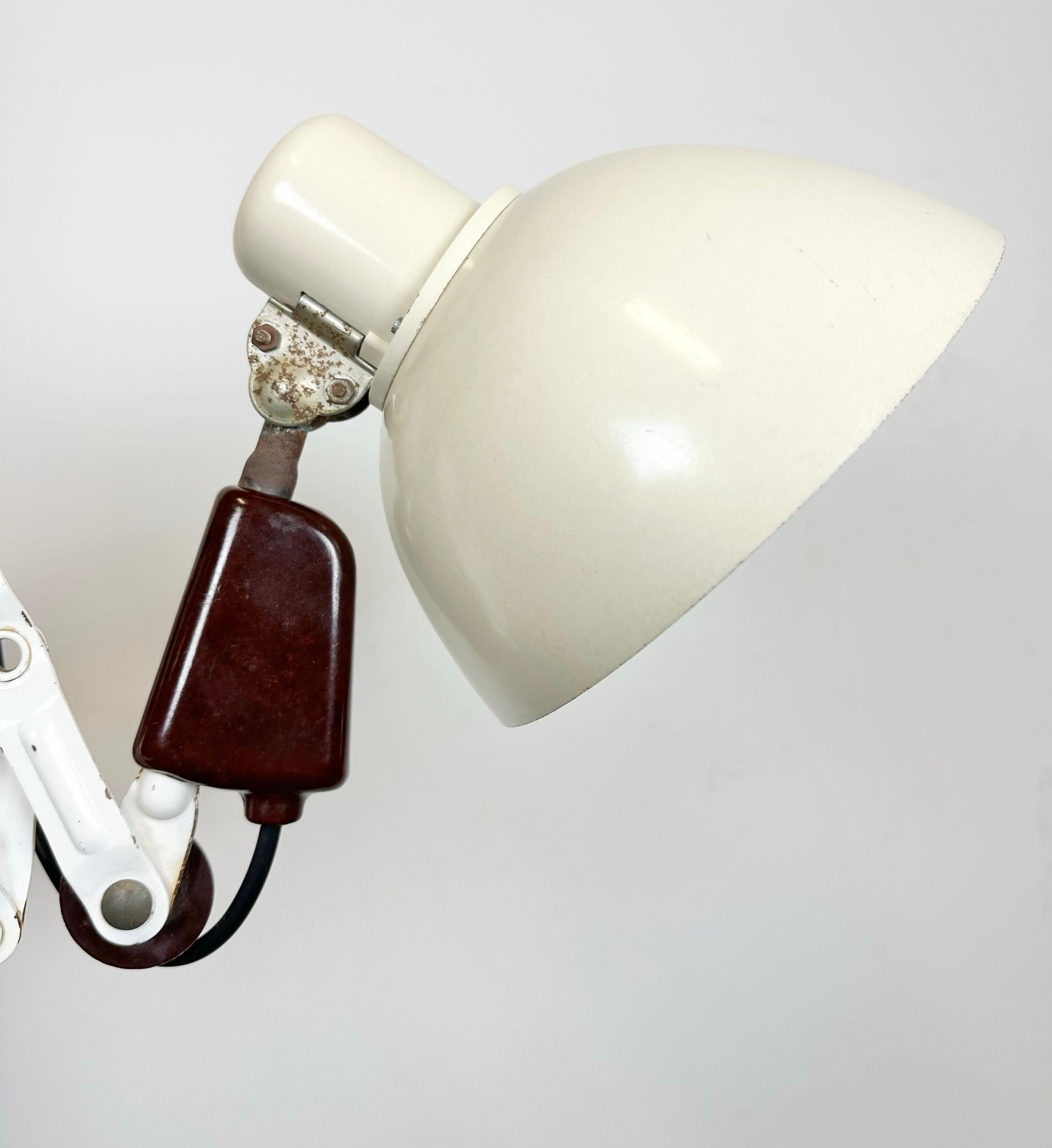 Industrial East German Scissor Lamp from VEB Zweckleuchtenbau Dresden, 1950s For Sale 7
