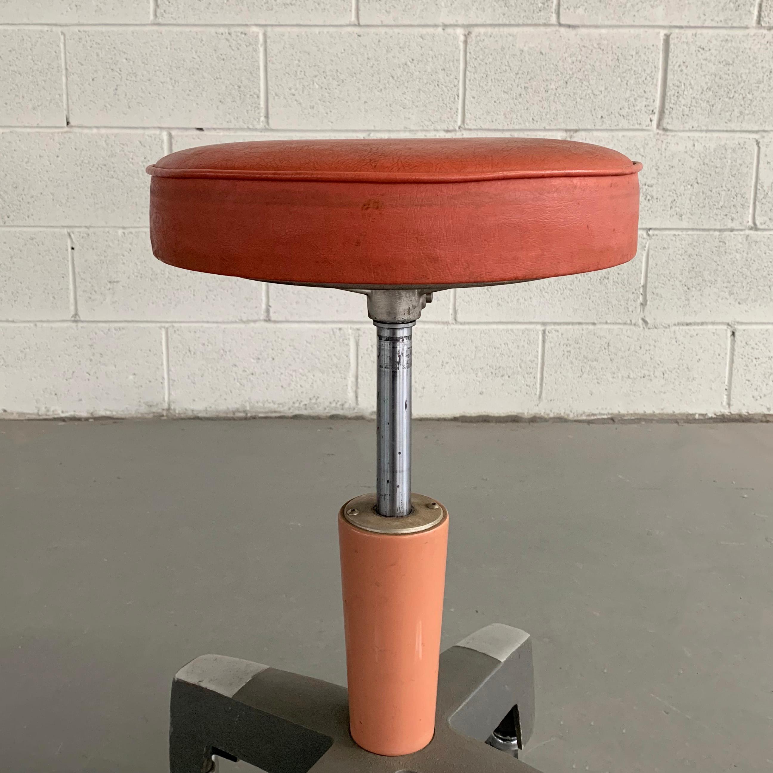 Industrial Enamel Rolling Adjustable Stool by American Optical Company In Good Condition For Sale In Brooklyn, NY