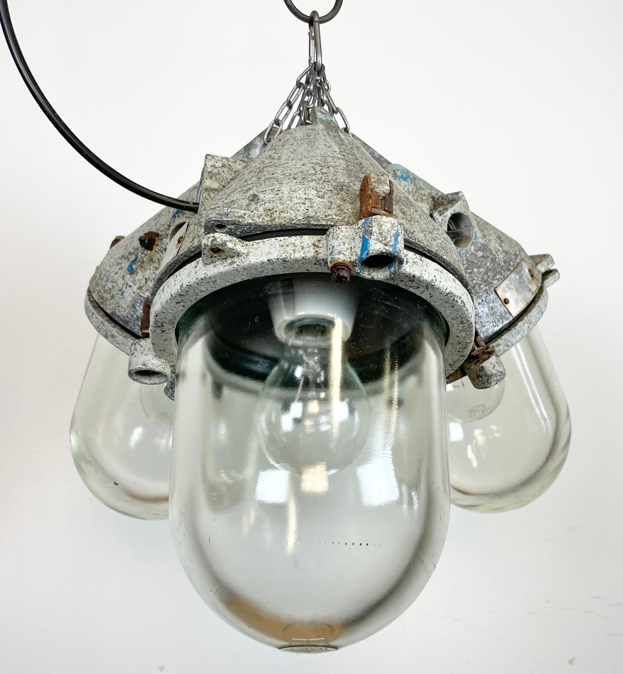 Ceco Lampadario industriale a prova di esplosione, anni '70 in vendita