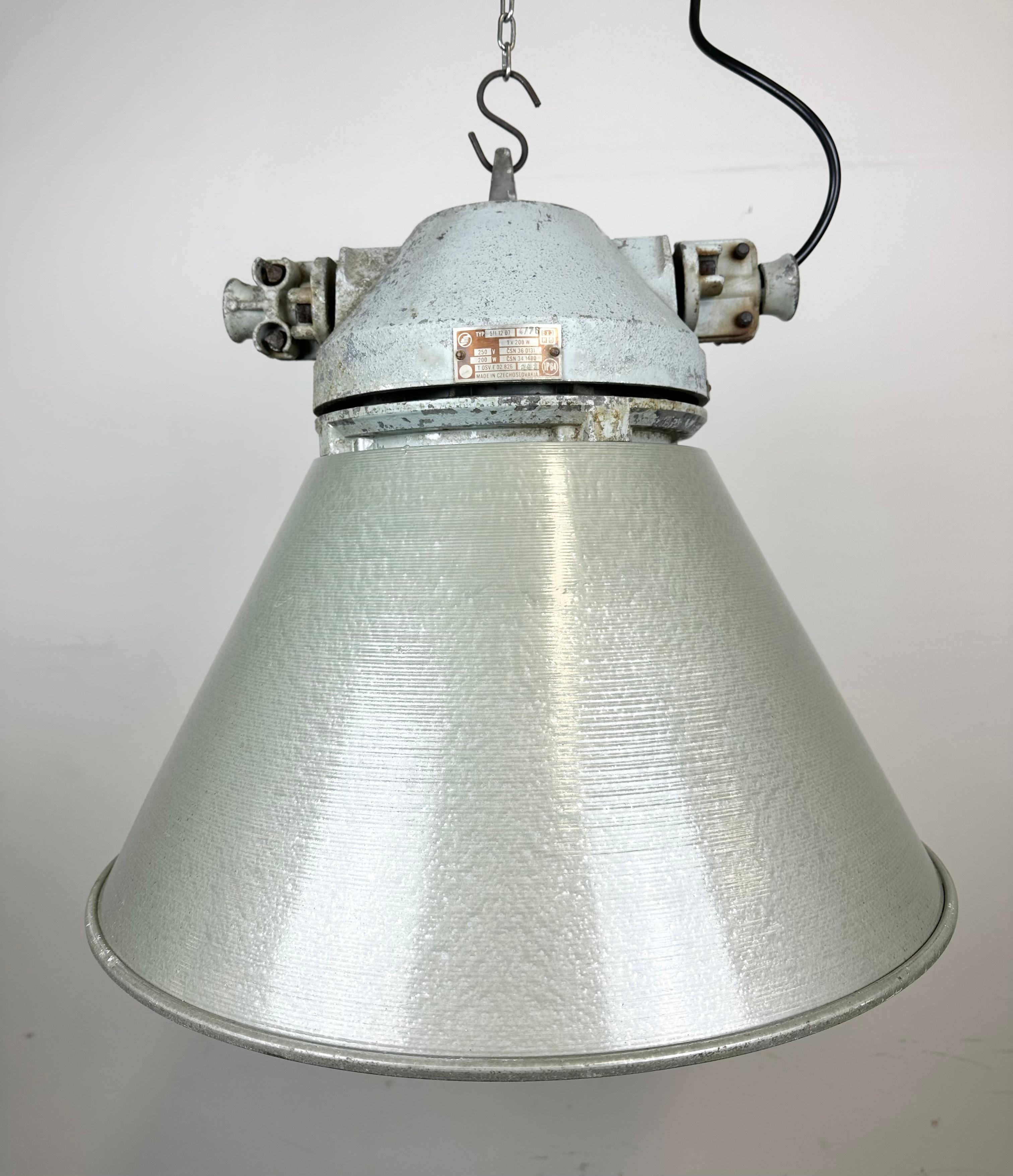 Czech Industrial Explosion Proof Lamp with Aluminium Shade from Elektrosvit, 1970s For Sale