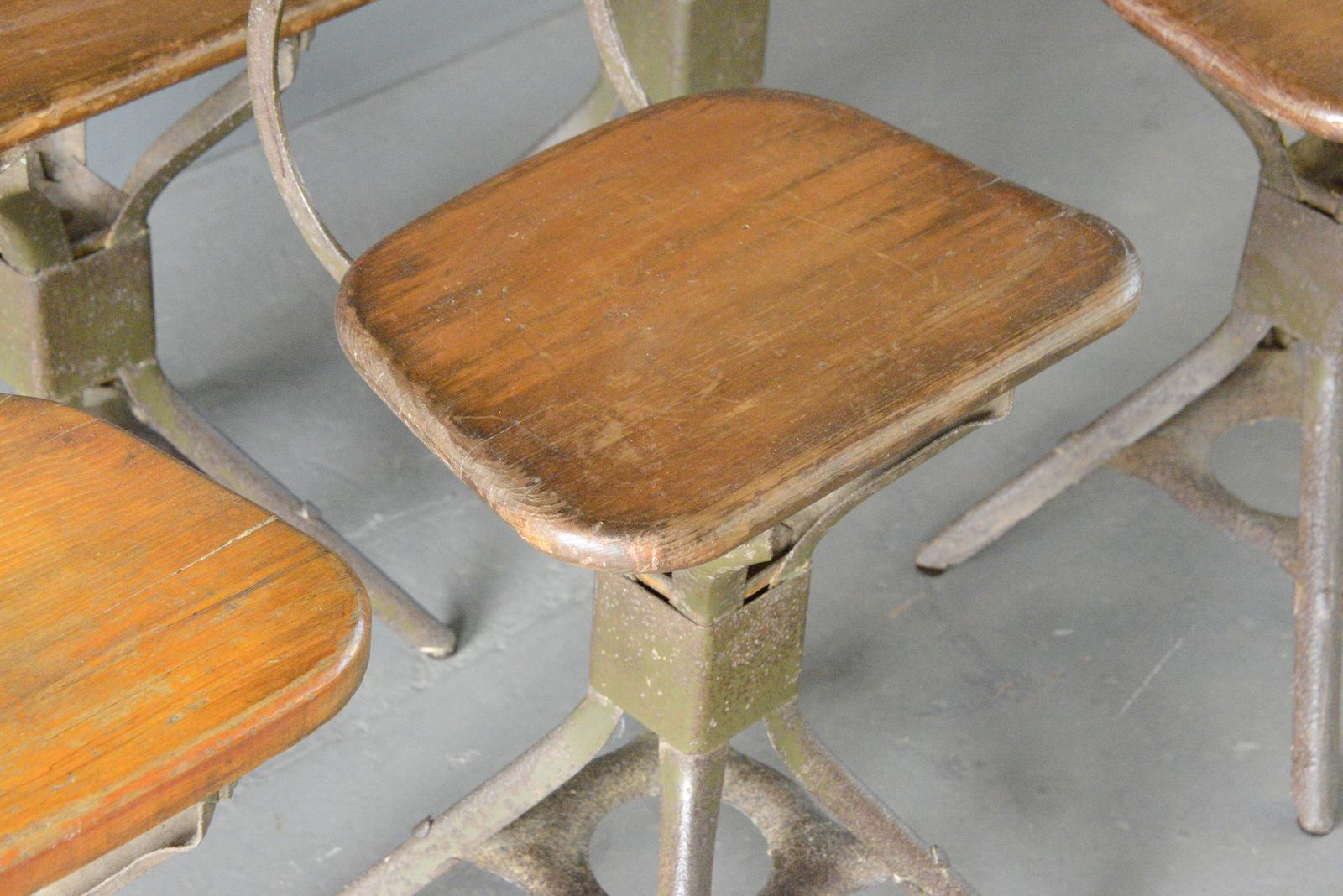 Sillas industriales de Evertaut circa años 40 Acero en venta
