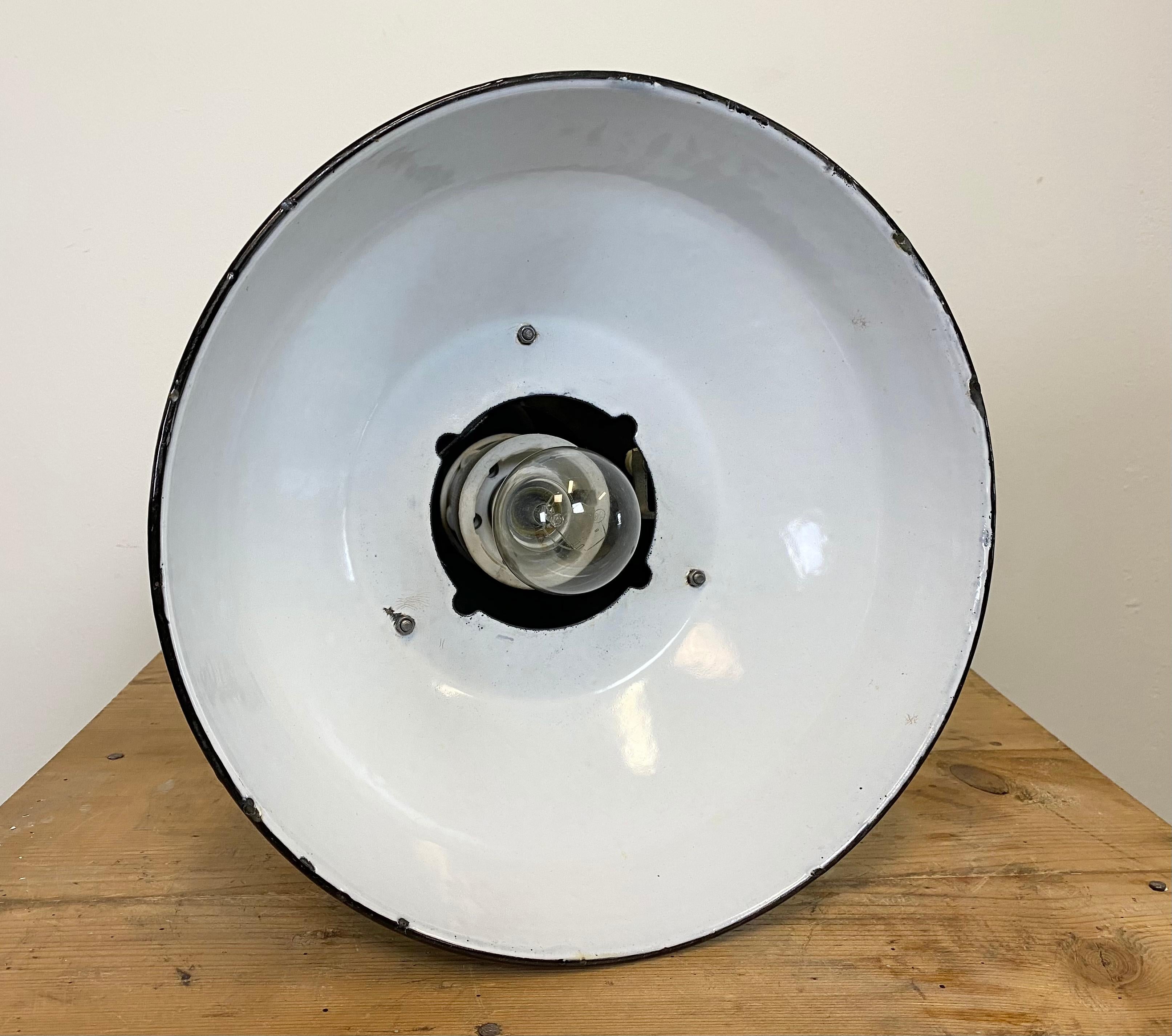 Lampada a sospensione industriale di fabbrica, anni '60 in vendita 5