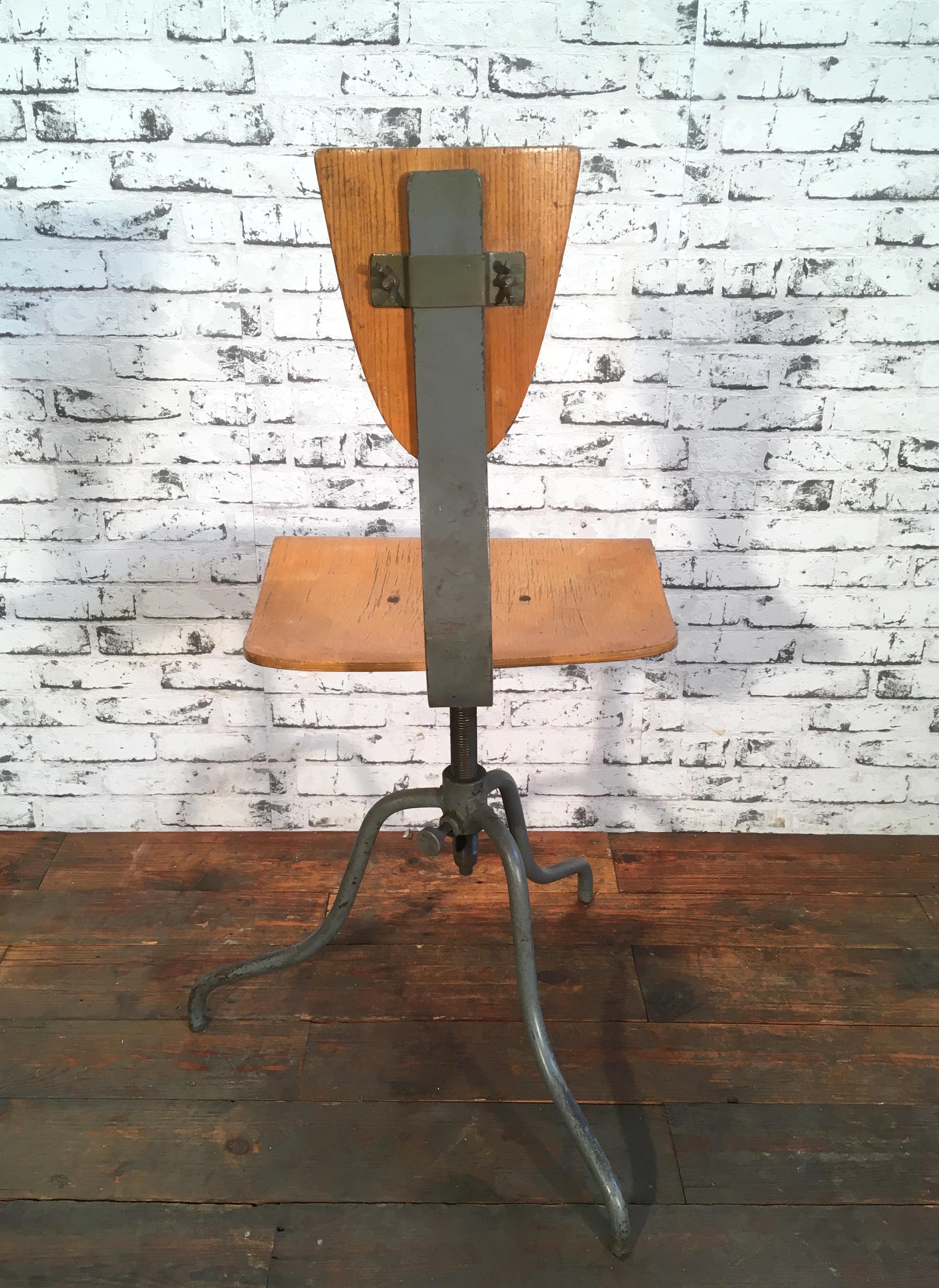 Industrial Factory Swivel Chair, 1960s In Good Condition In Kojetice, CZ