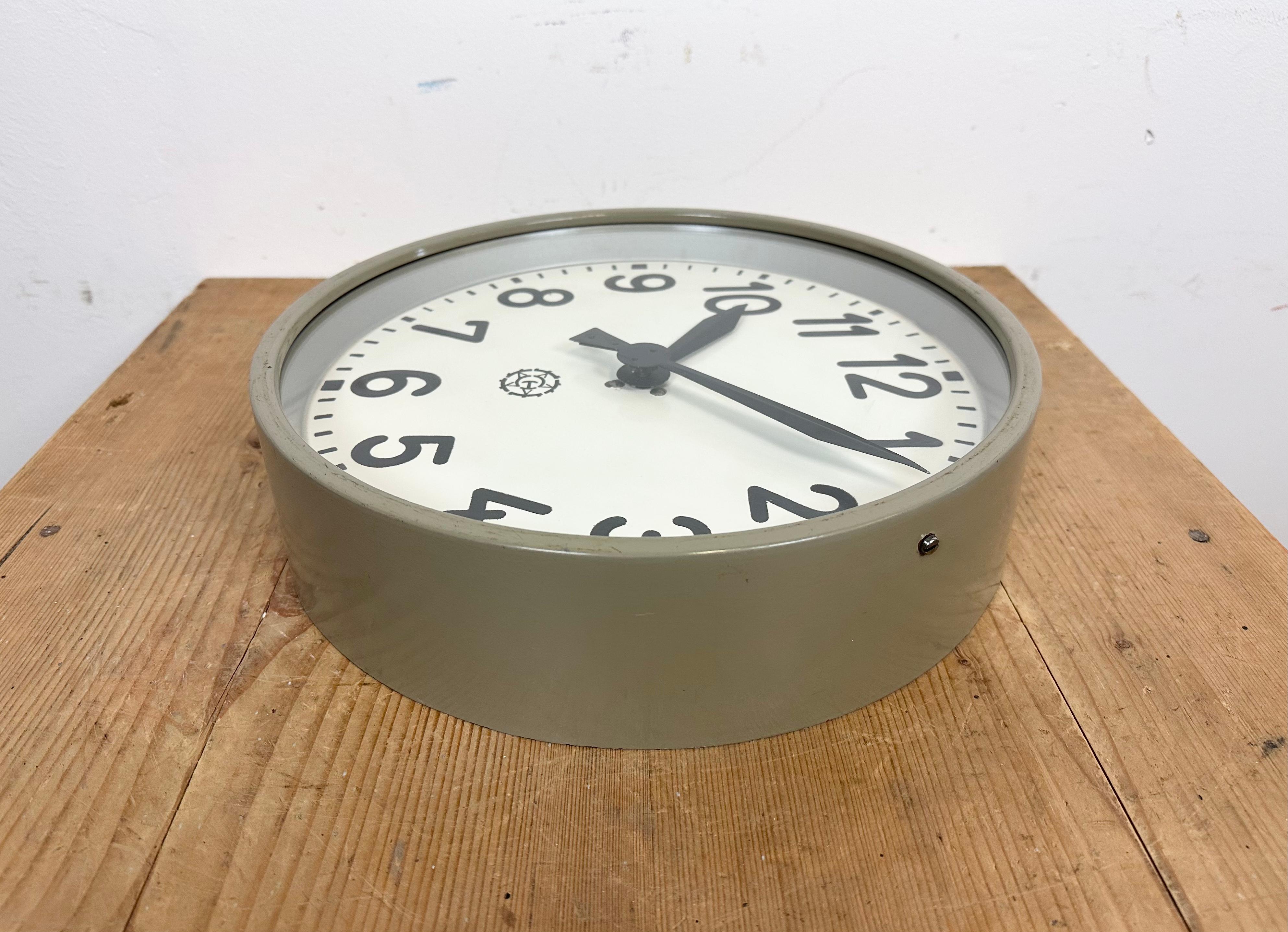 Industrial Factory Wall Clock from Chronotechna, 1950s For Sale 2