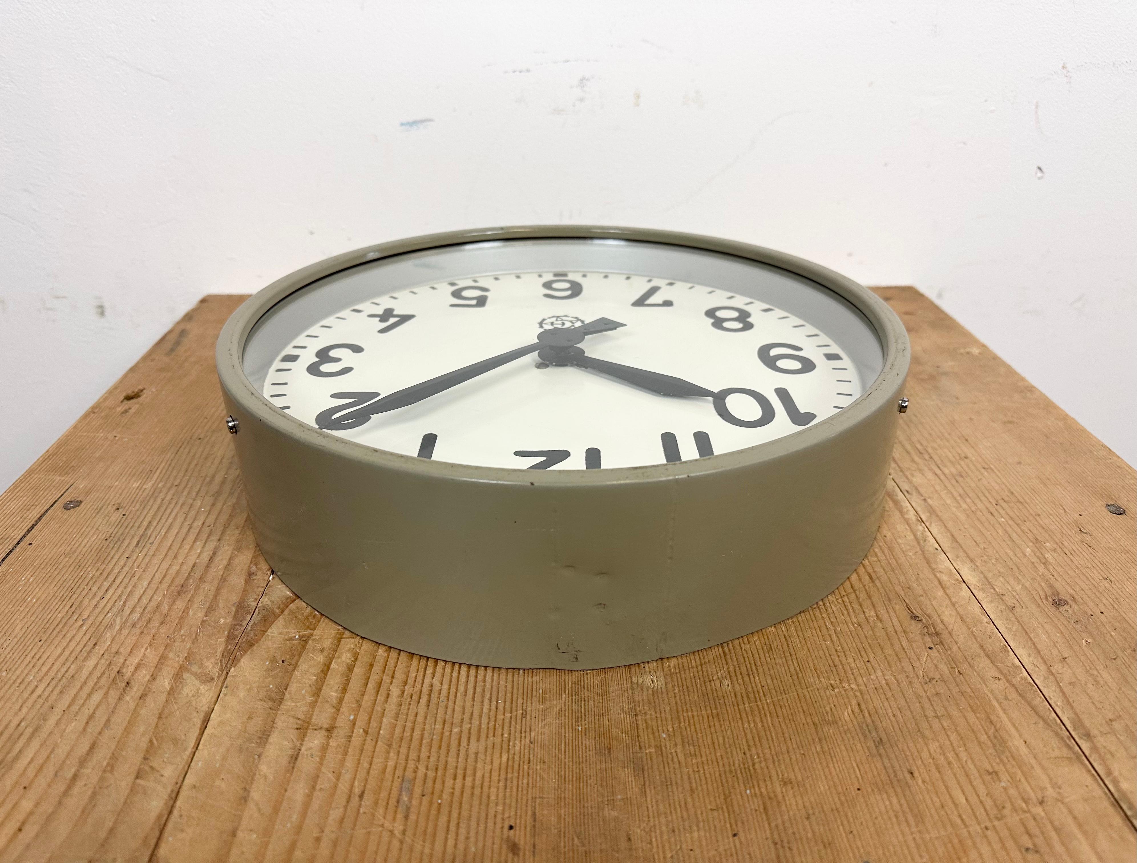 Industrial Factory Wall Clock from Chronotechna, 1950s For Sale 3