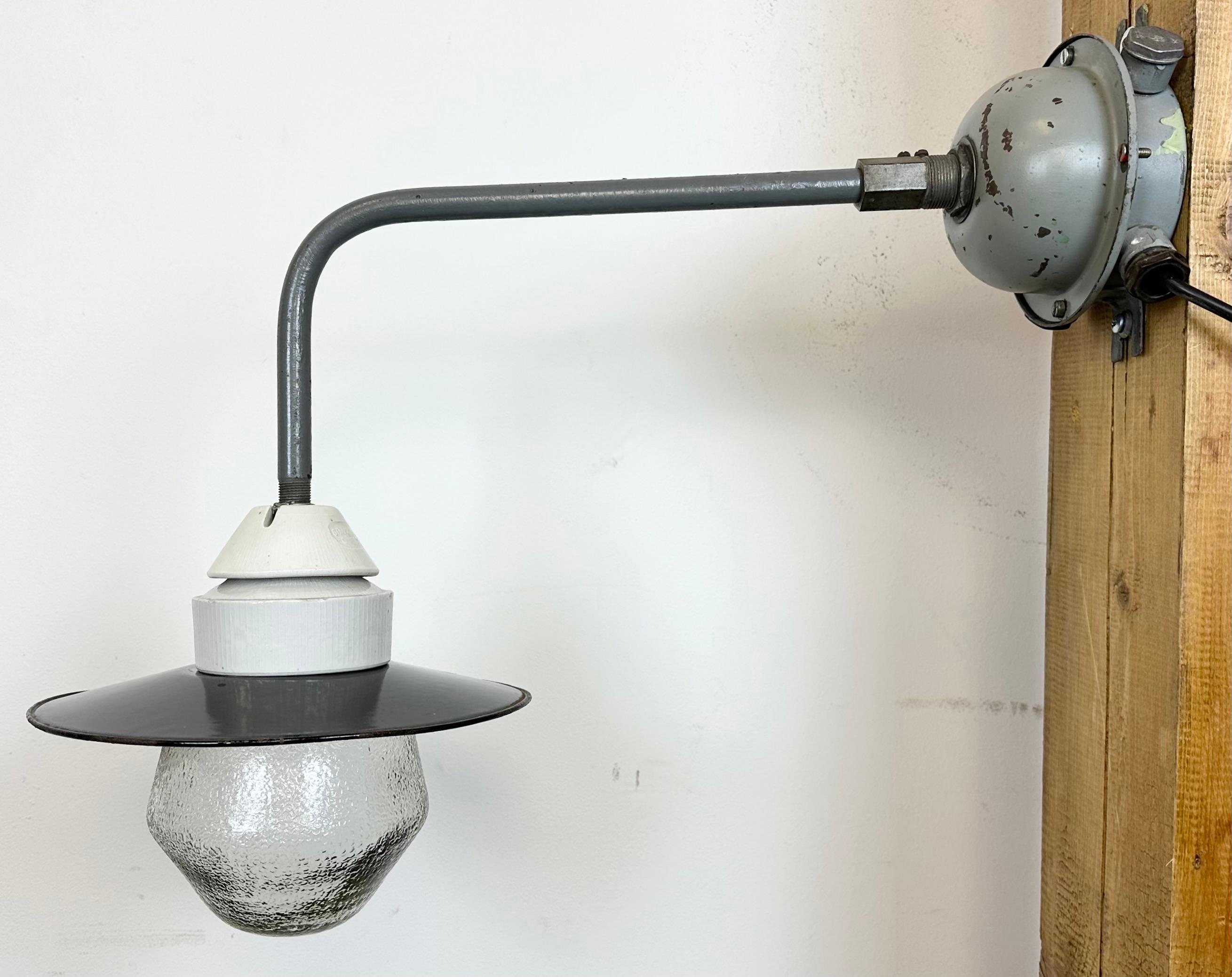 Polish Industrial Factory Wall Light with Enamel Shade, 1960s For Sale