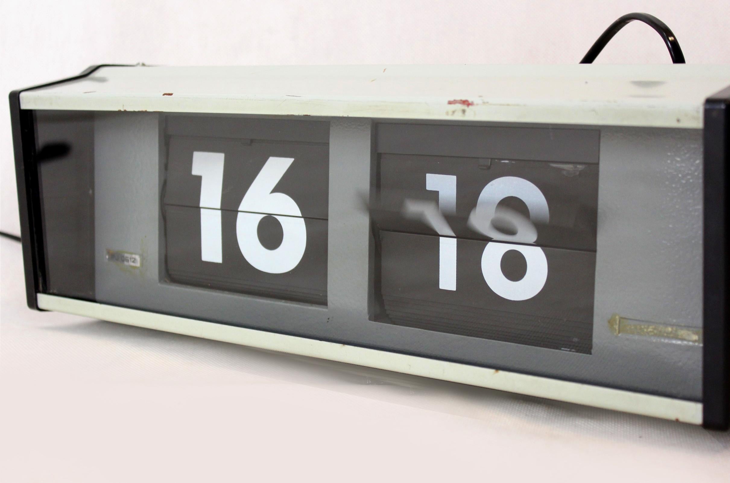 vintage flip wall clock
