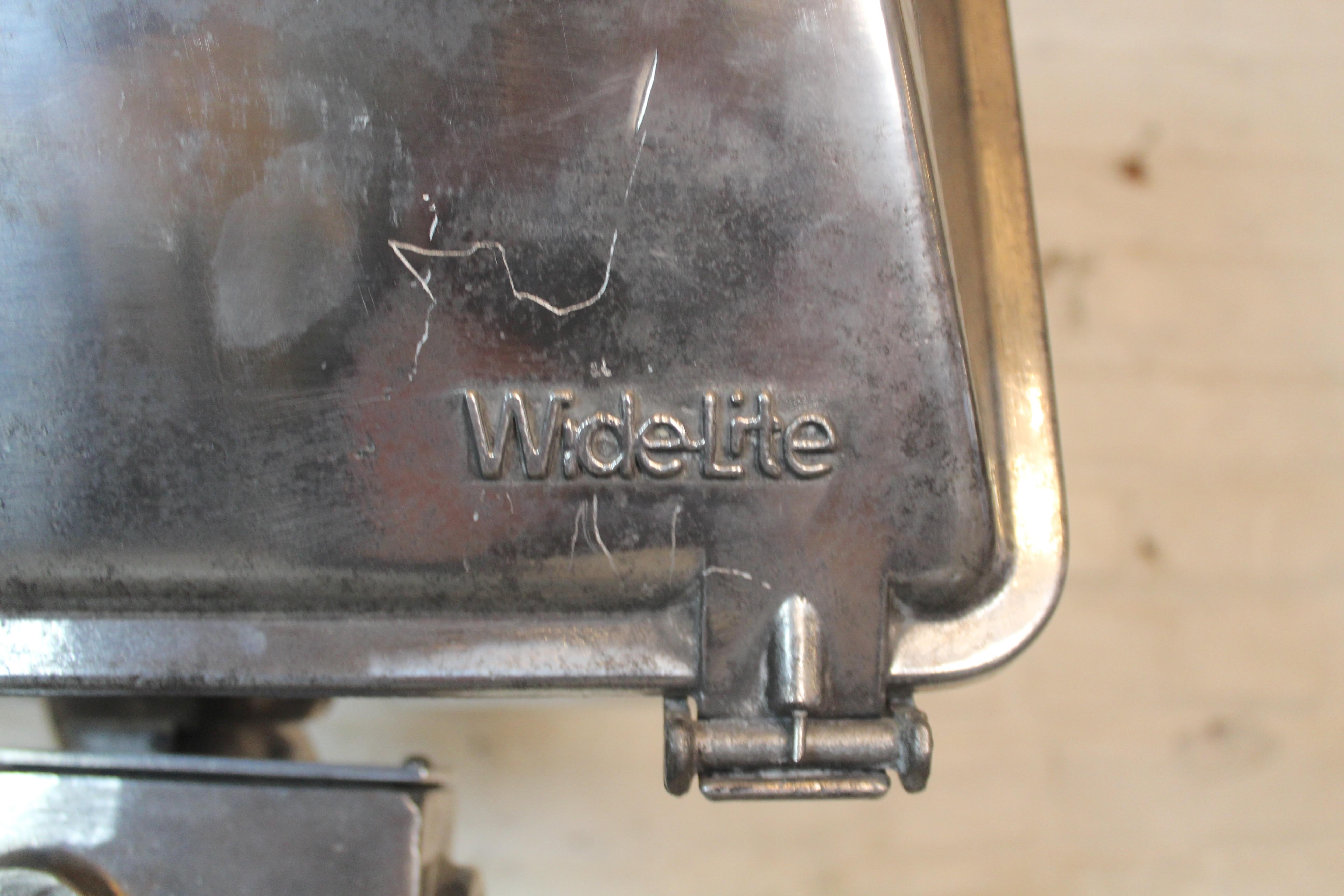 Lámpara de pie industrial en venta 3