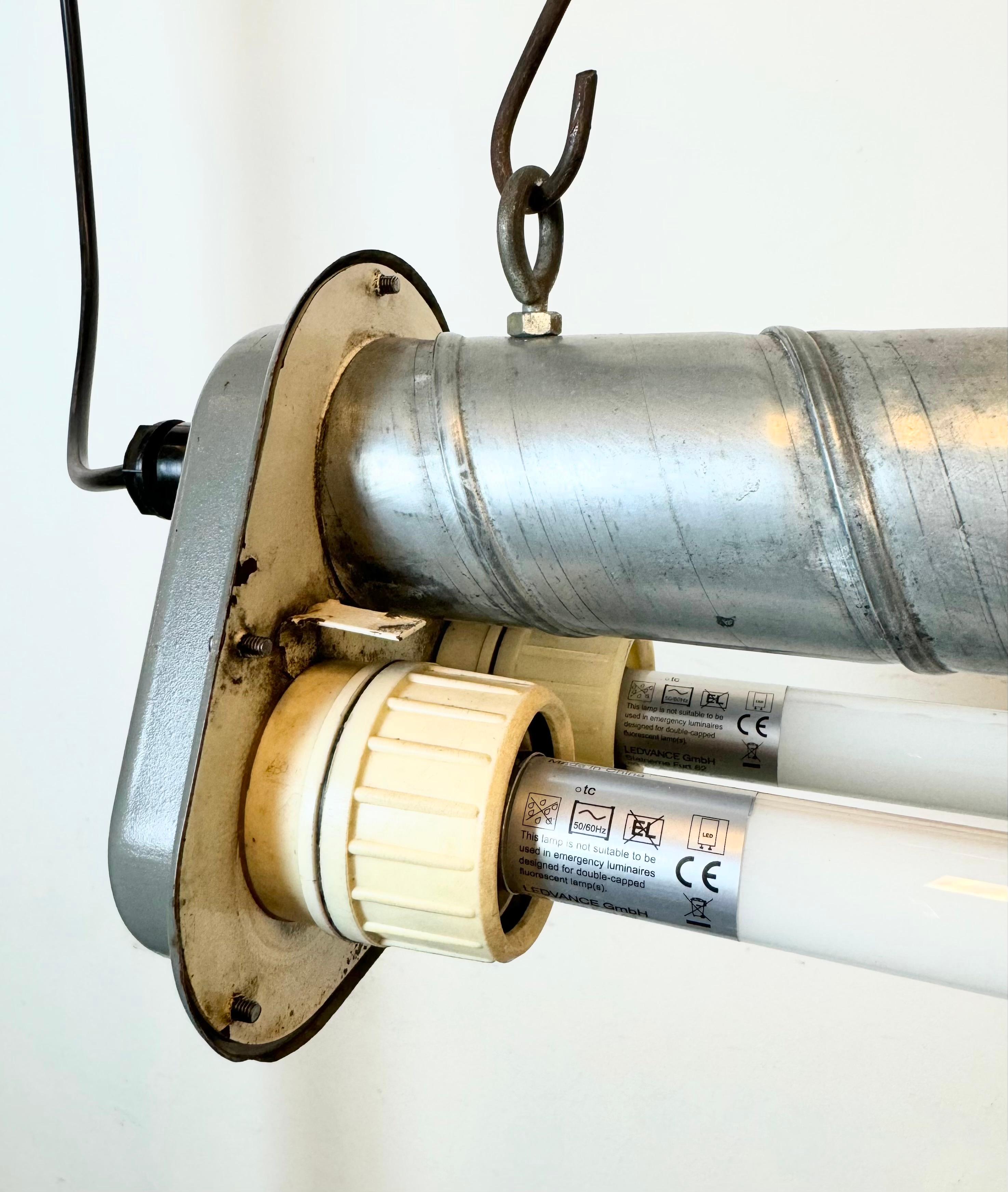 Late 20th Century Industrial Fluorescent Hanging Light, 1970s