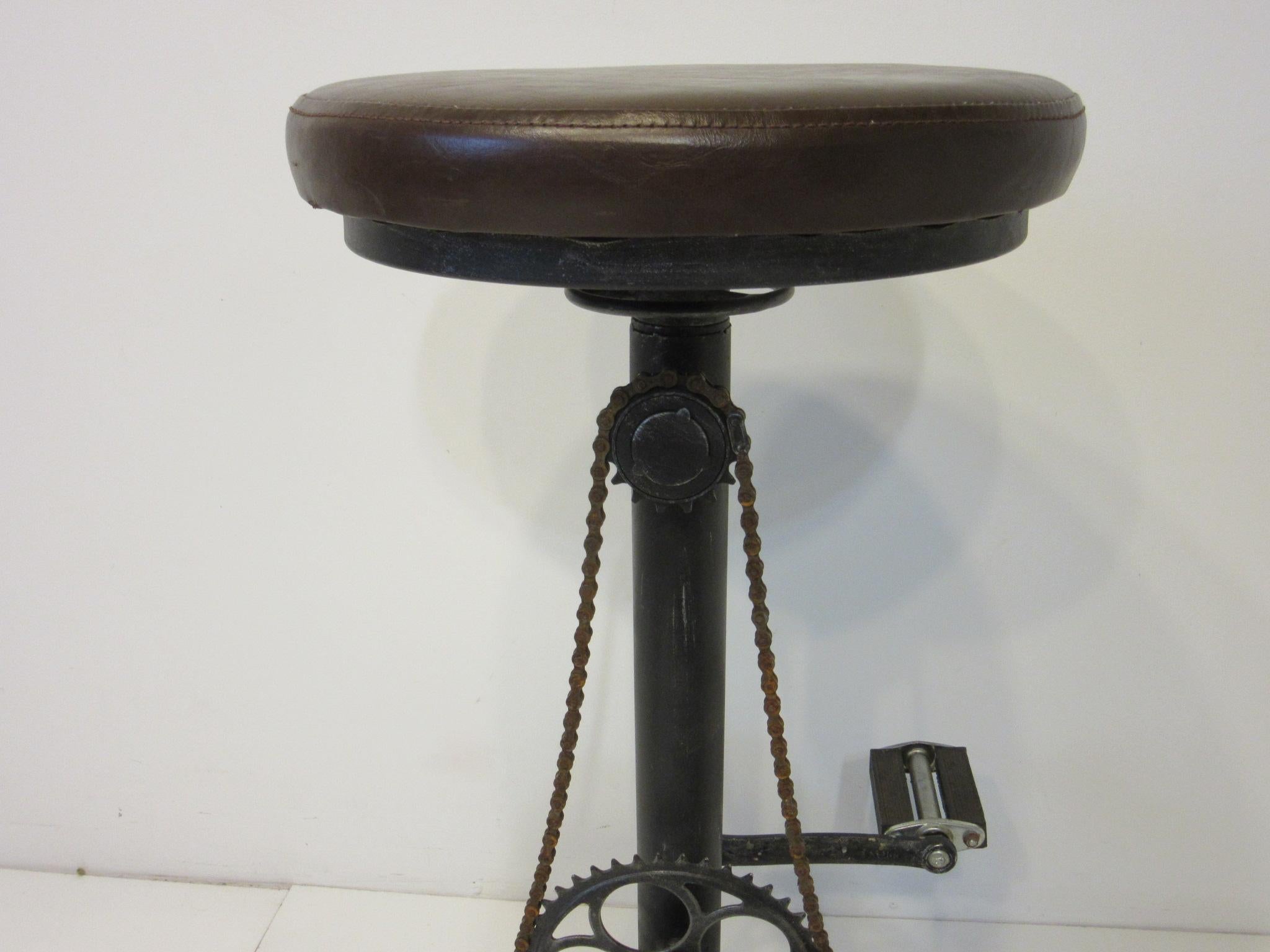 harbor freight stool