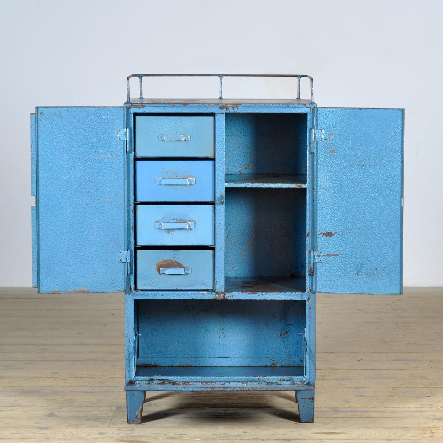 Late 20th Century Industrial four-drawer cabinet from the 1970s For Sale