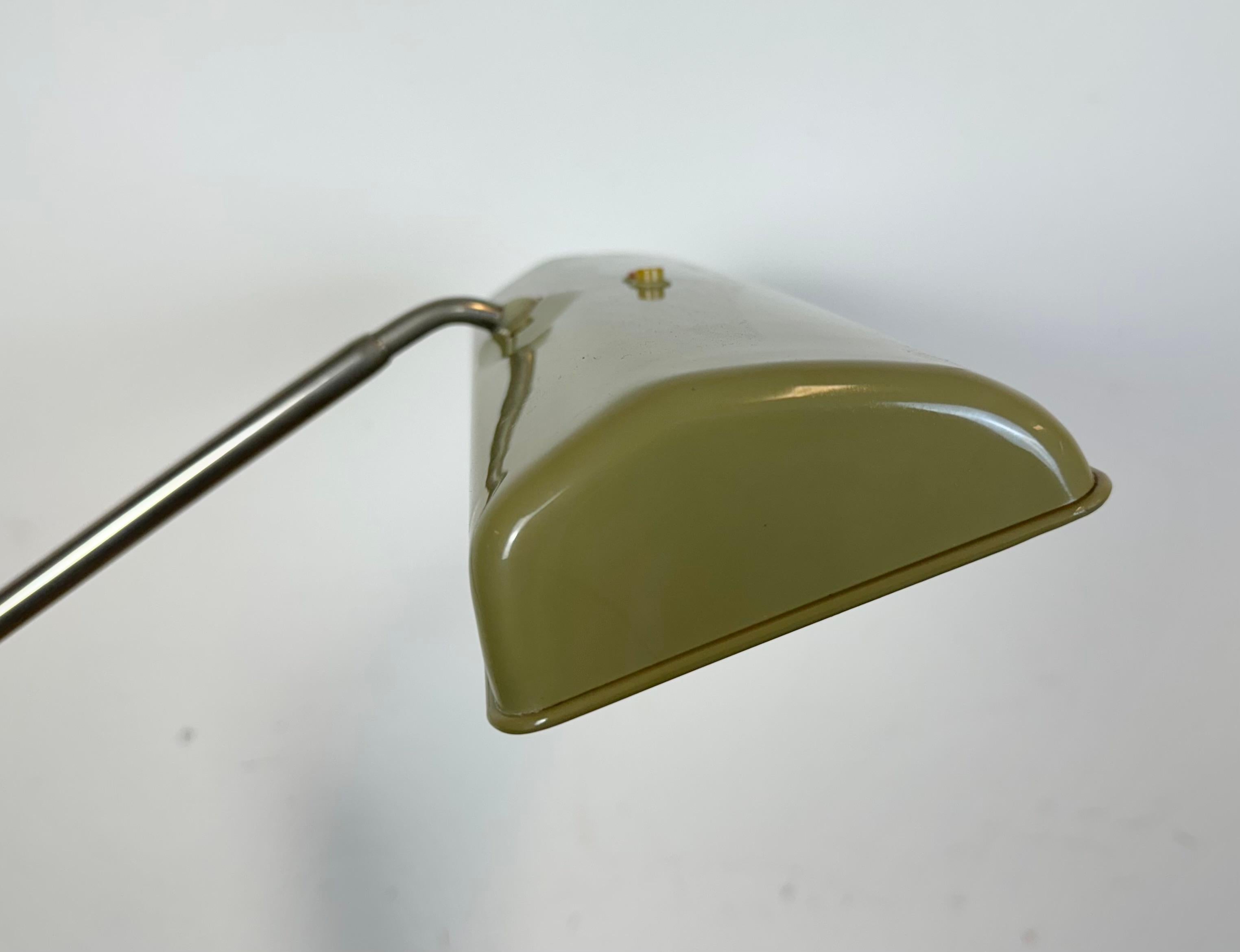 Industrial German Adjustable Flourescent Table Lamp Elwalux, 1960s For Sale 10