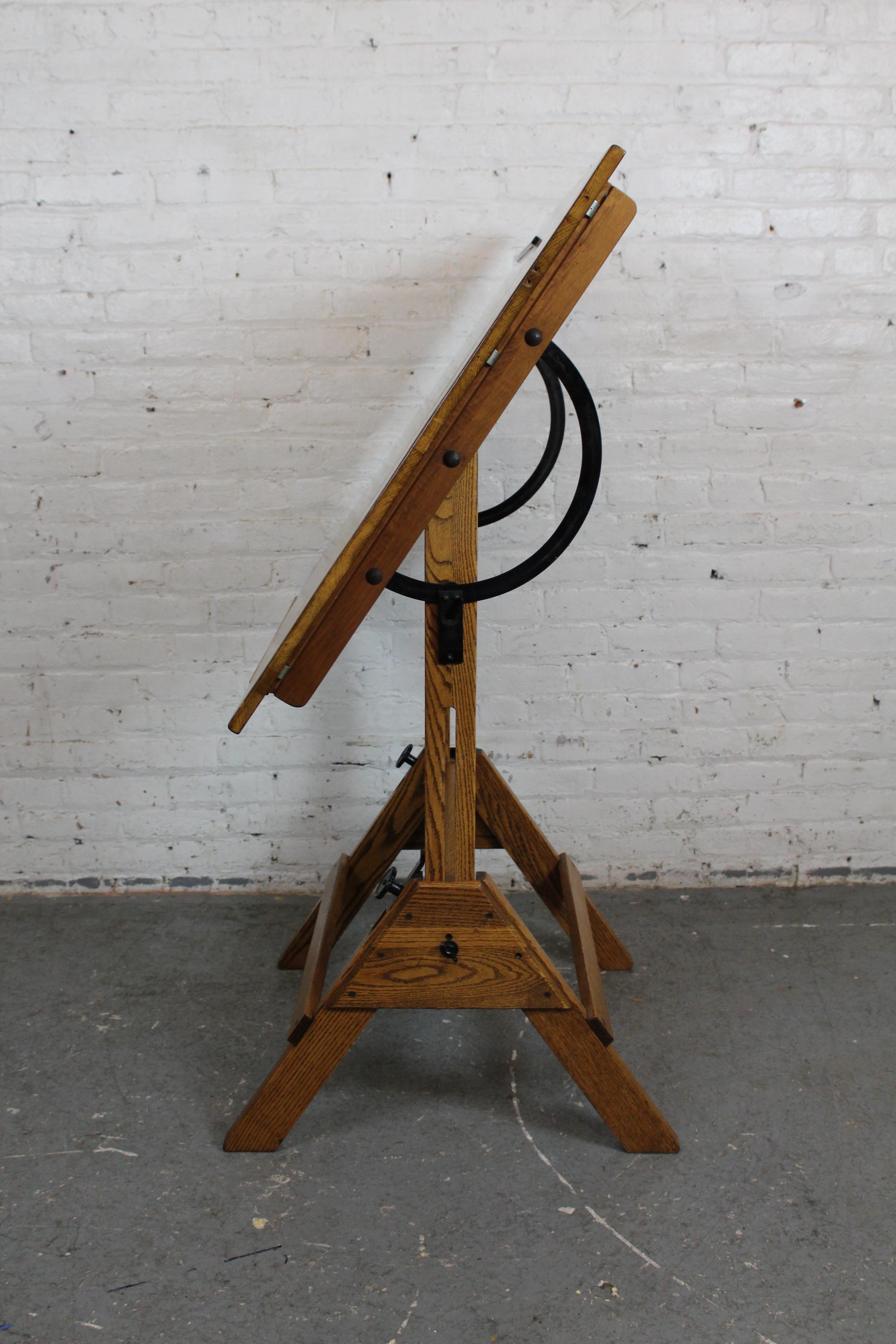 Industrial Golden Oak Drafting Table by Hamilton Manufacturing Co. In Good Condition In Brooklyn, NY