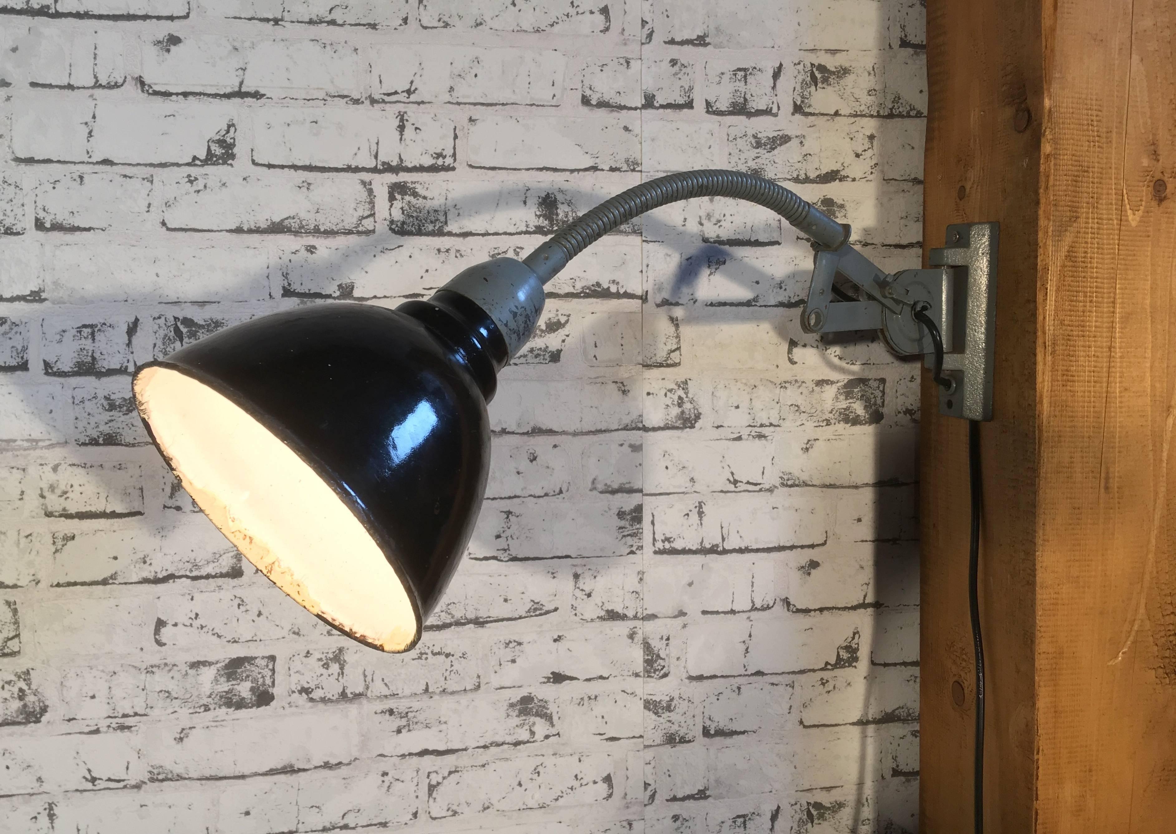 Metal Industrial Goose Neck Wall Lamp, 1960s