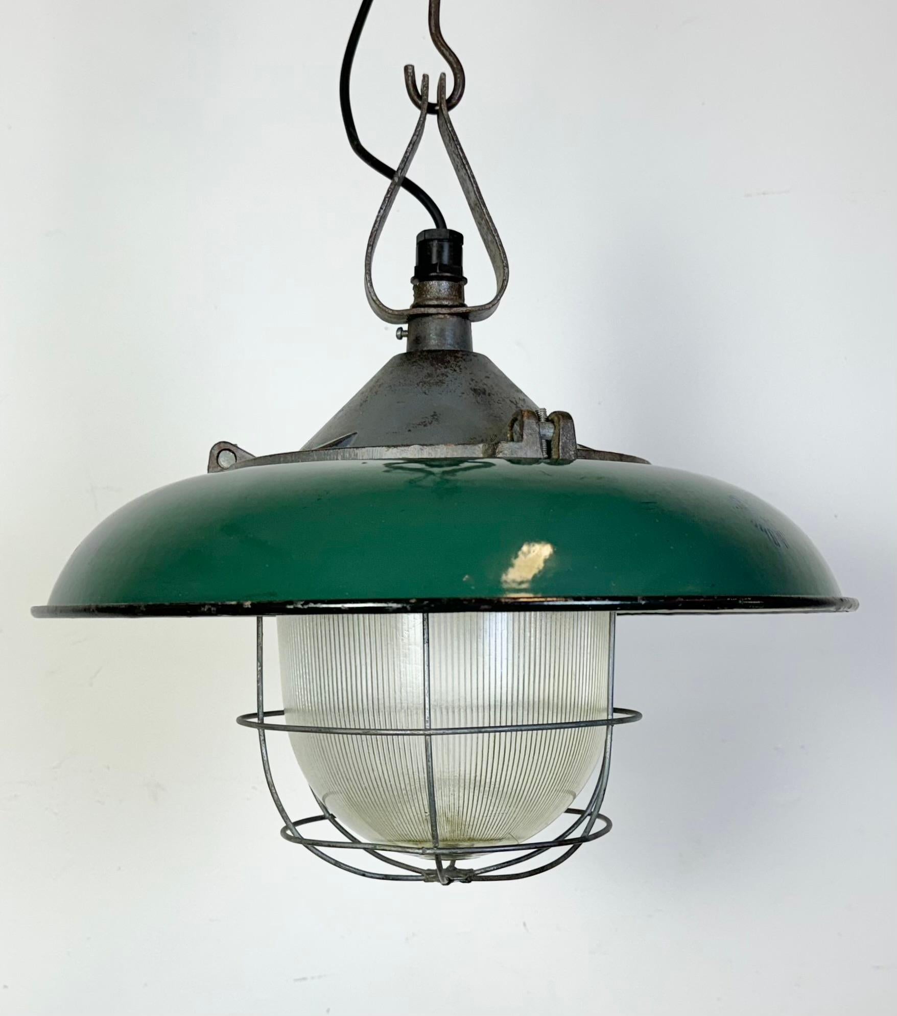 Polish Industrial Green Enamel Factory Cage Pendant Lamp in Cast Iron, 1960s For Sale