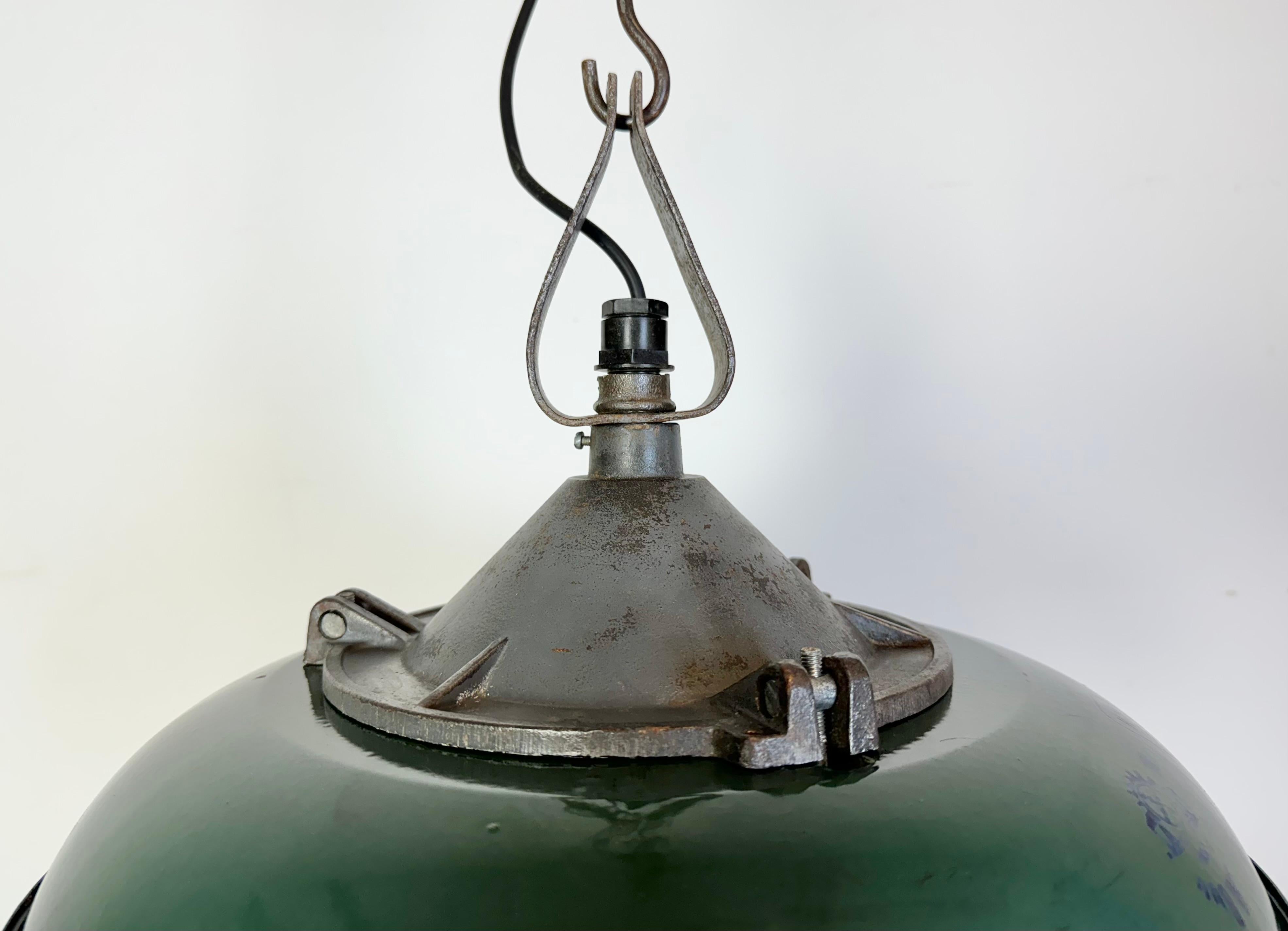 Industrial Green Enamel Factory Cage Pendant Lamp in Cast Iron, 1960s For Sale 1
