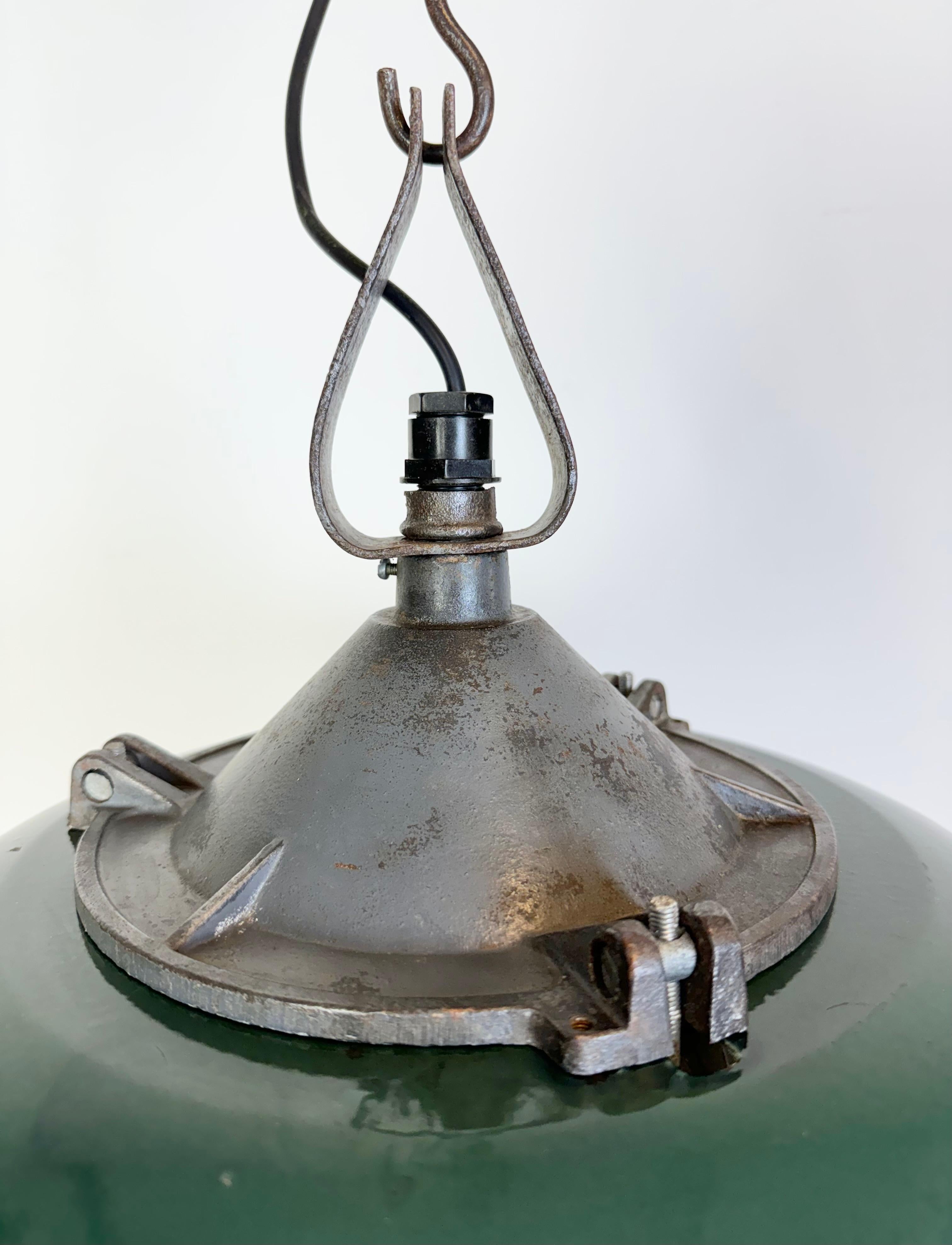 Industrial Green Enamel Factory Cage Pendant Lamp in Cast Iron, 1960s For Sale 4