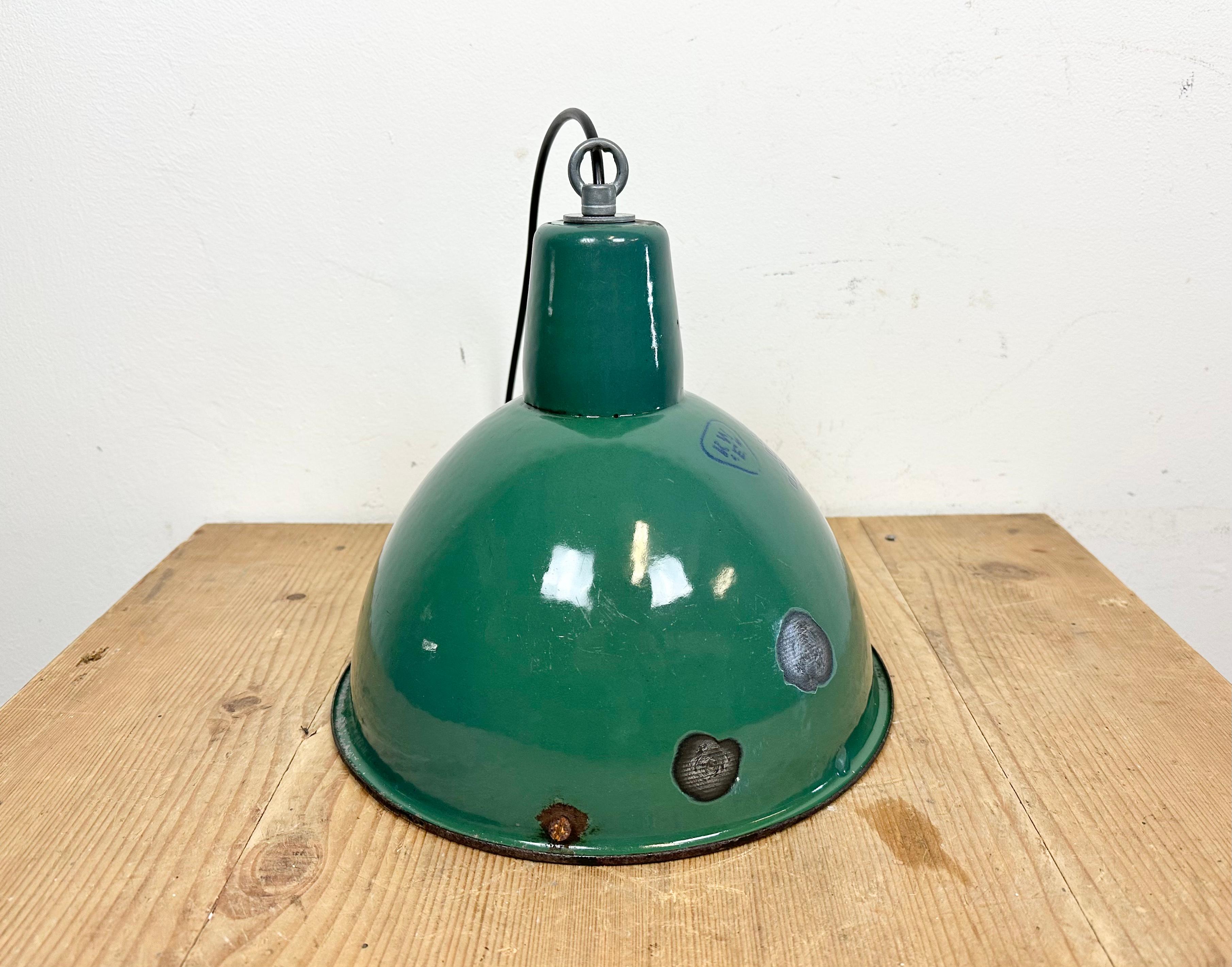 Industrial Green Enamel Factory Lamp, 1960s For Sale 6