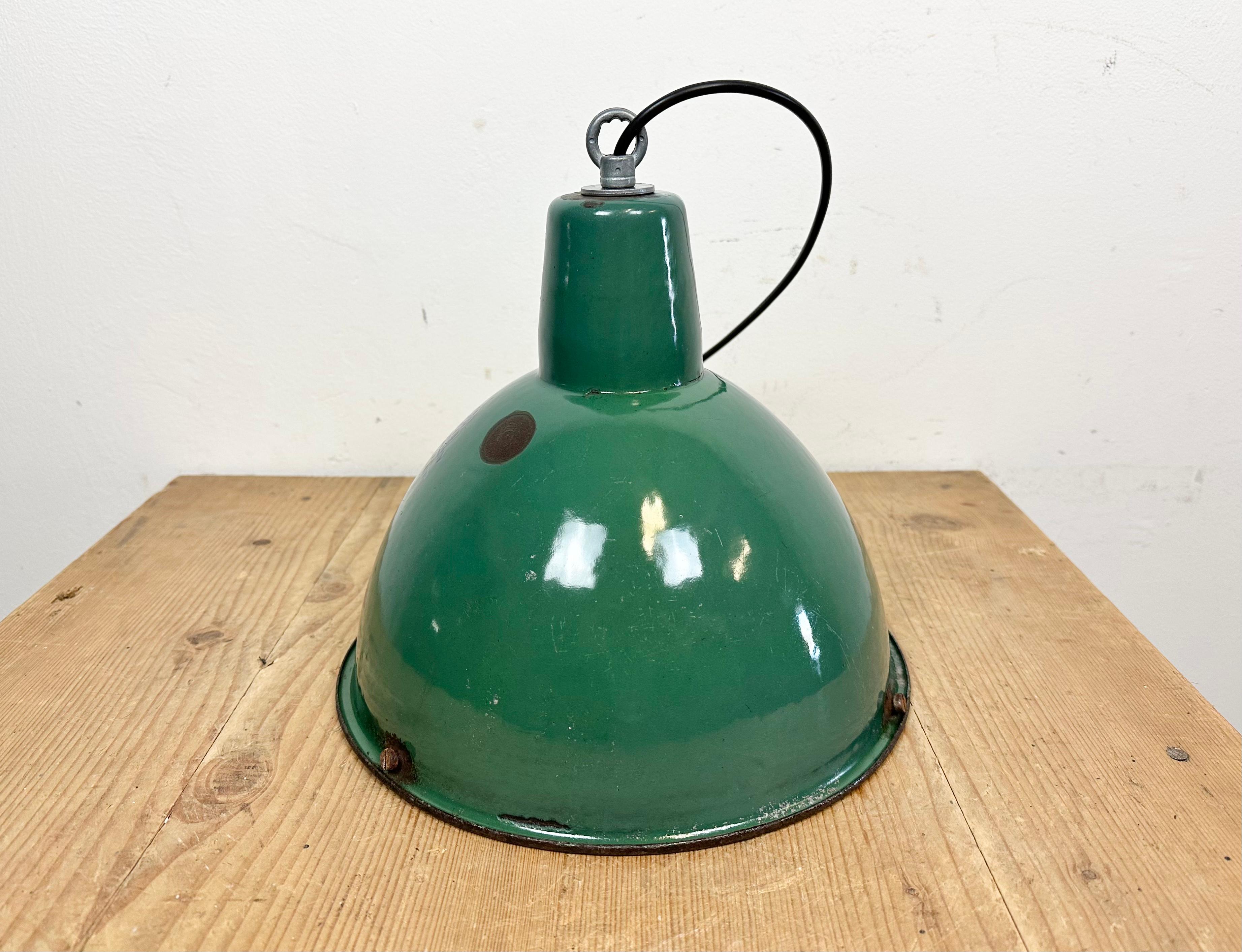 Industrial Green Enamel Factory Lamp, 1960s For Sale 10