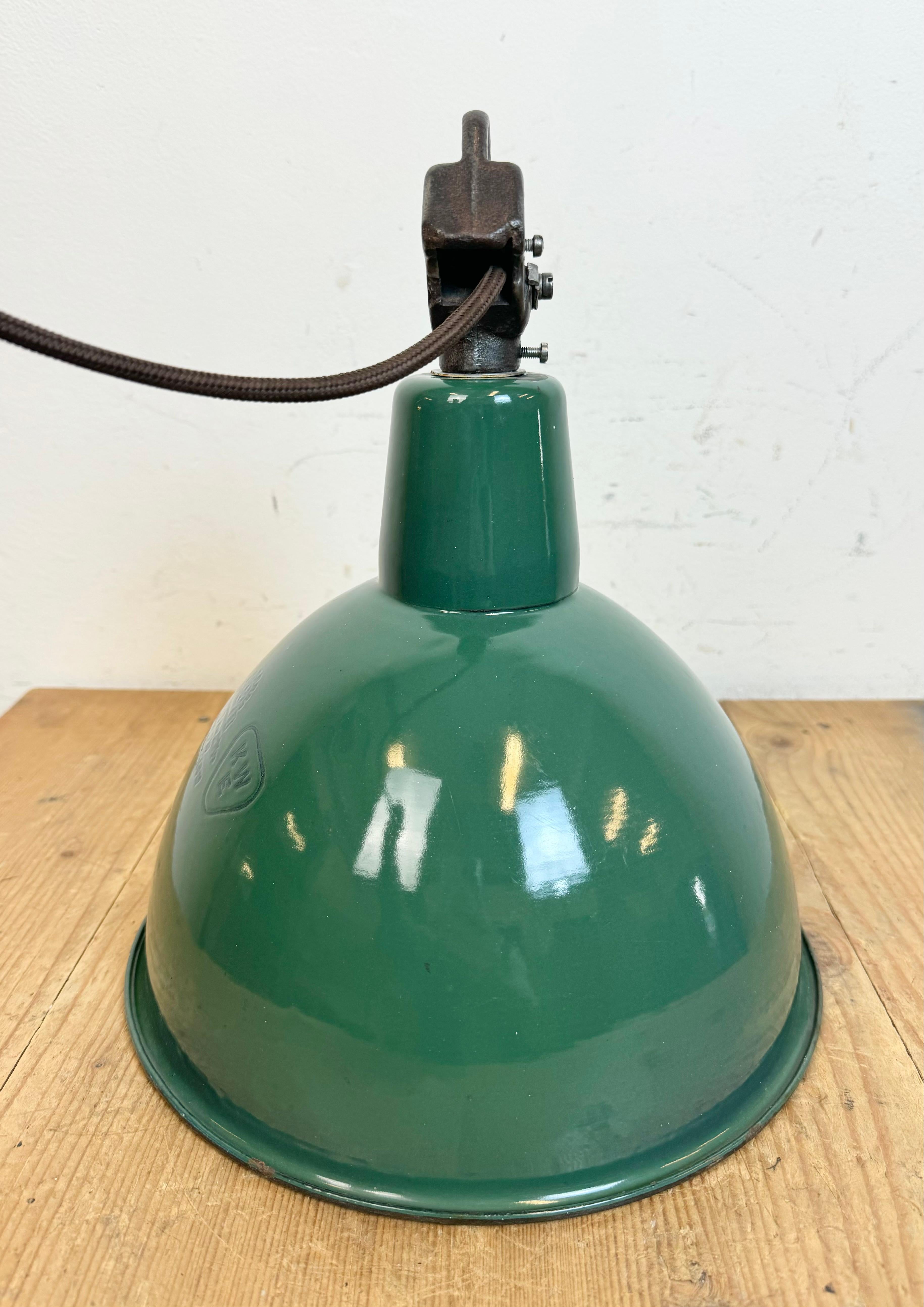 Industrial Green Enamel Factory Lamp with Cast Iron Top, 1960s For Sale 13