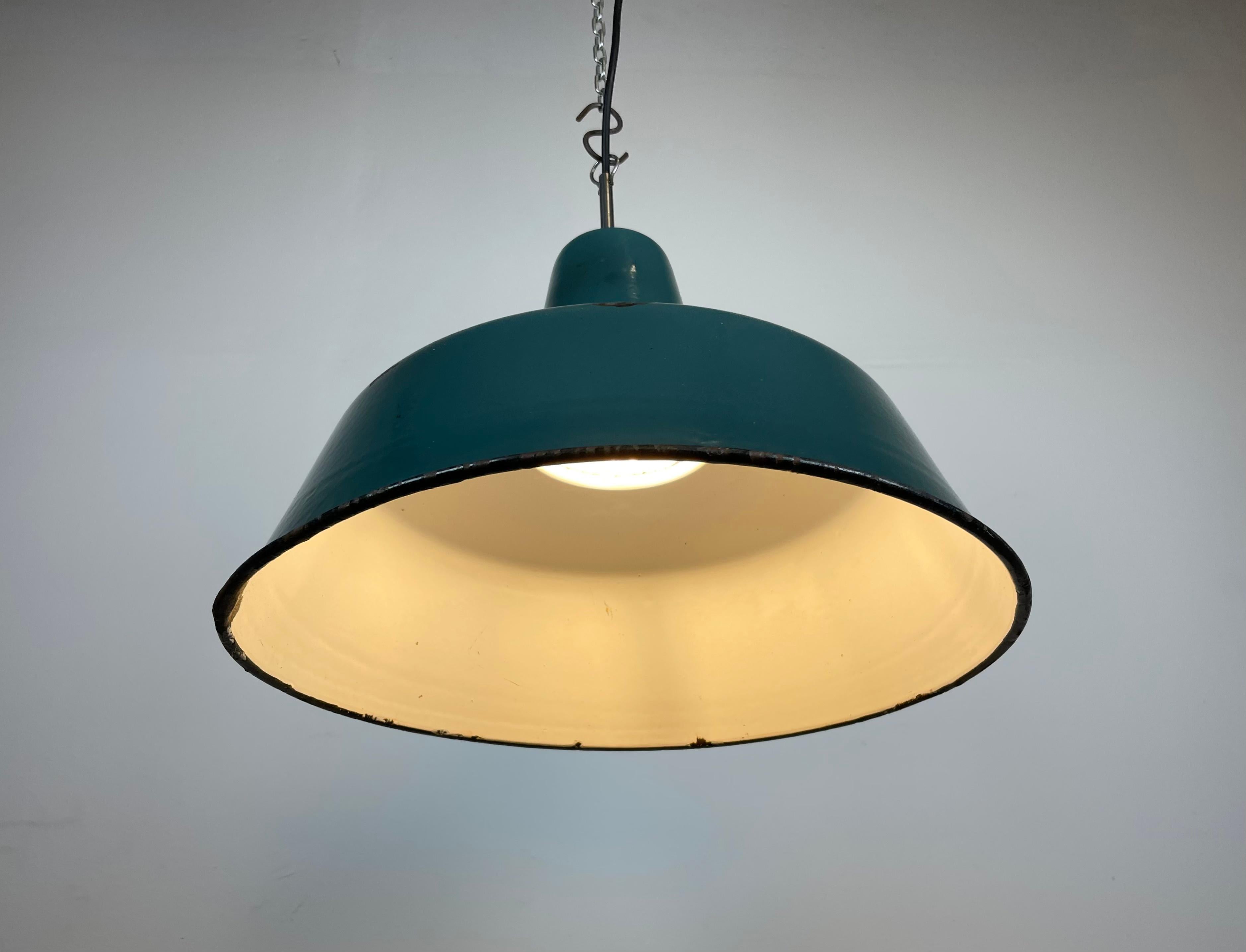  Industrial Green Enamel Factory Pendant Lamp, 1960s For Sale 4