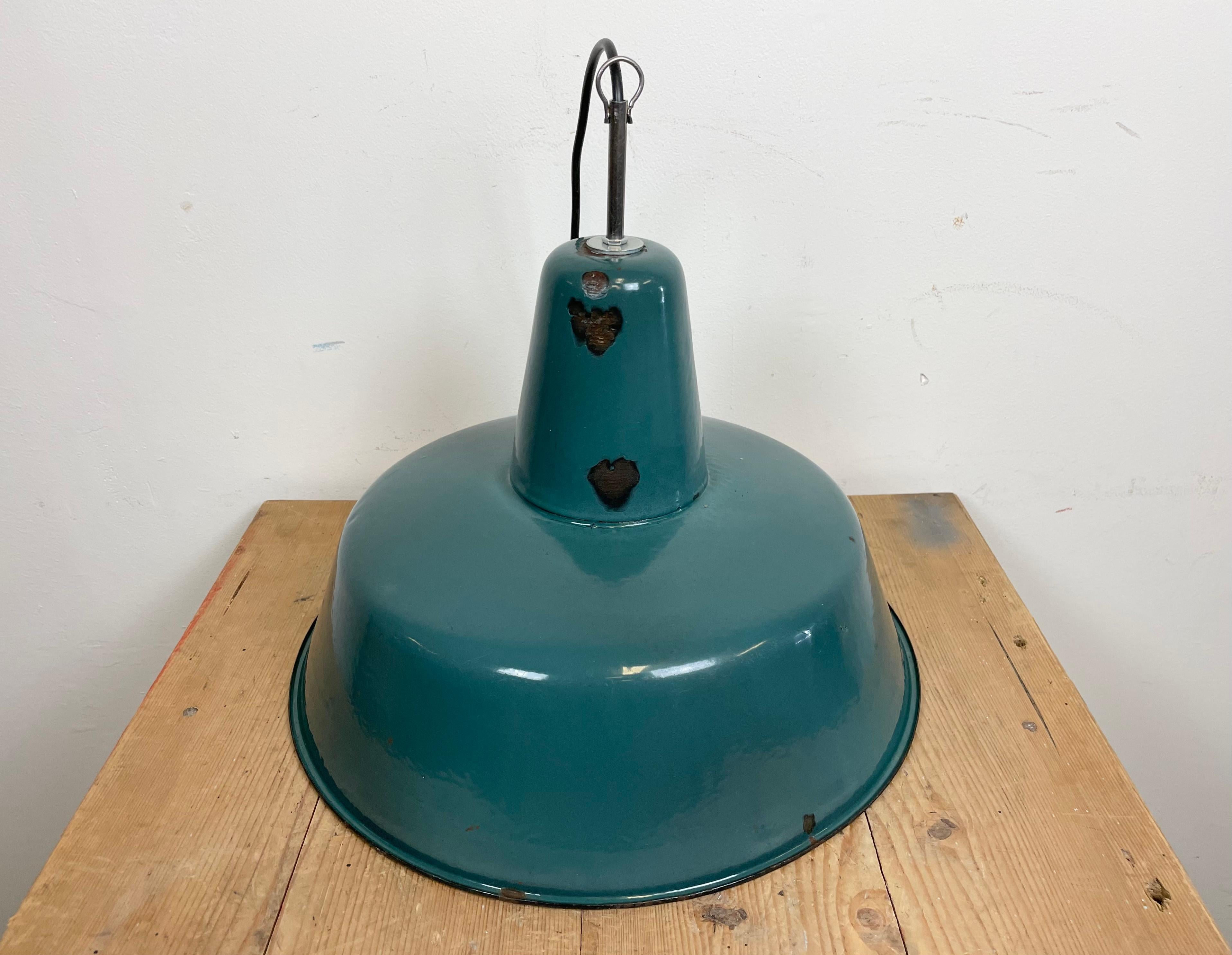  Industrial Green Enamel Factory Pendant Lamp, 1960s For Sale 6