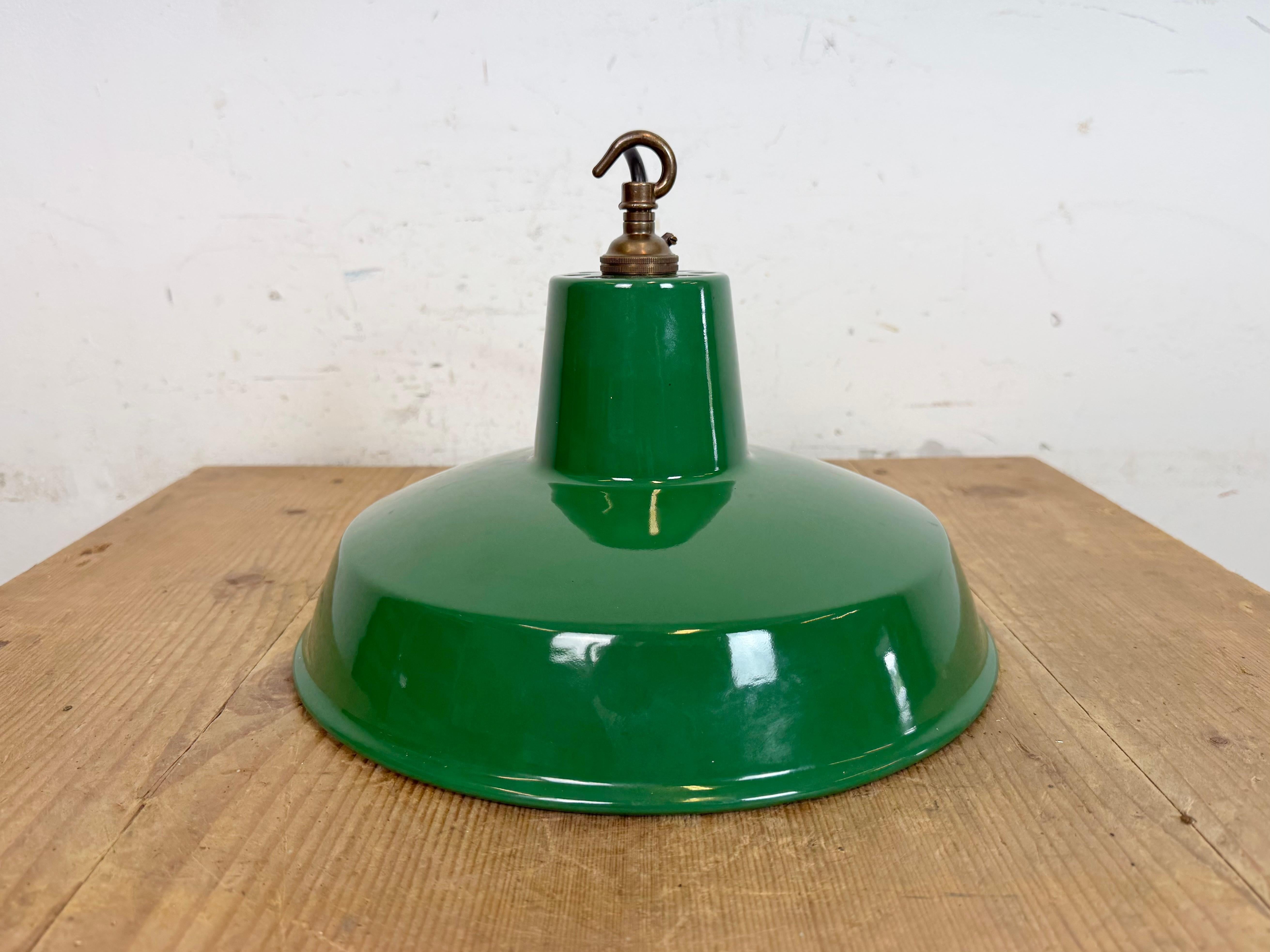 Industrial Green Enamel Factory Pendant Lamp , 1960s For Sale 7