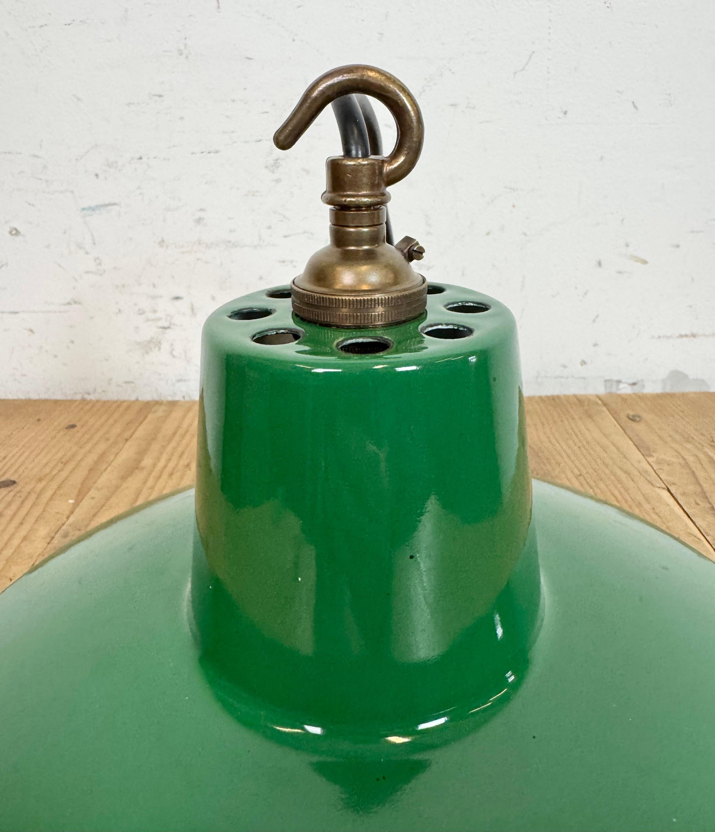 Industrial Green Enamel Factory Pendant Lamp , 1960s For Sale 8