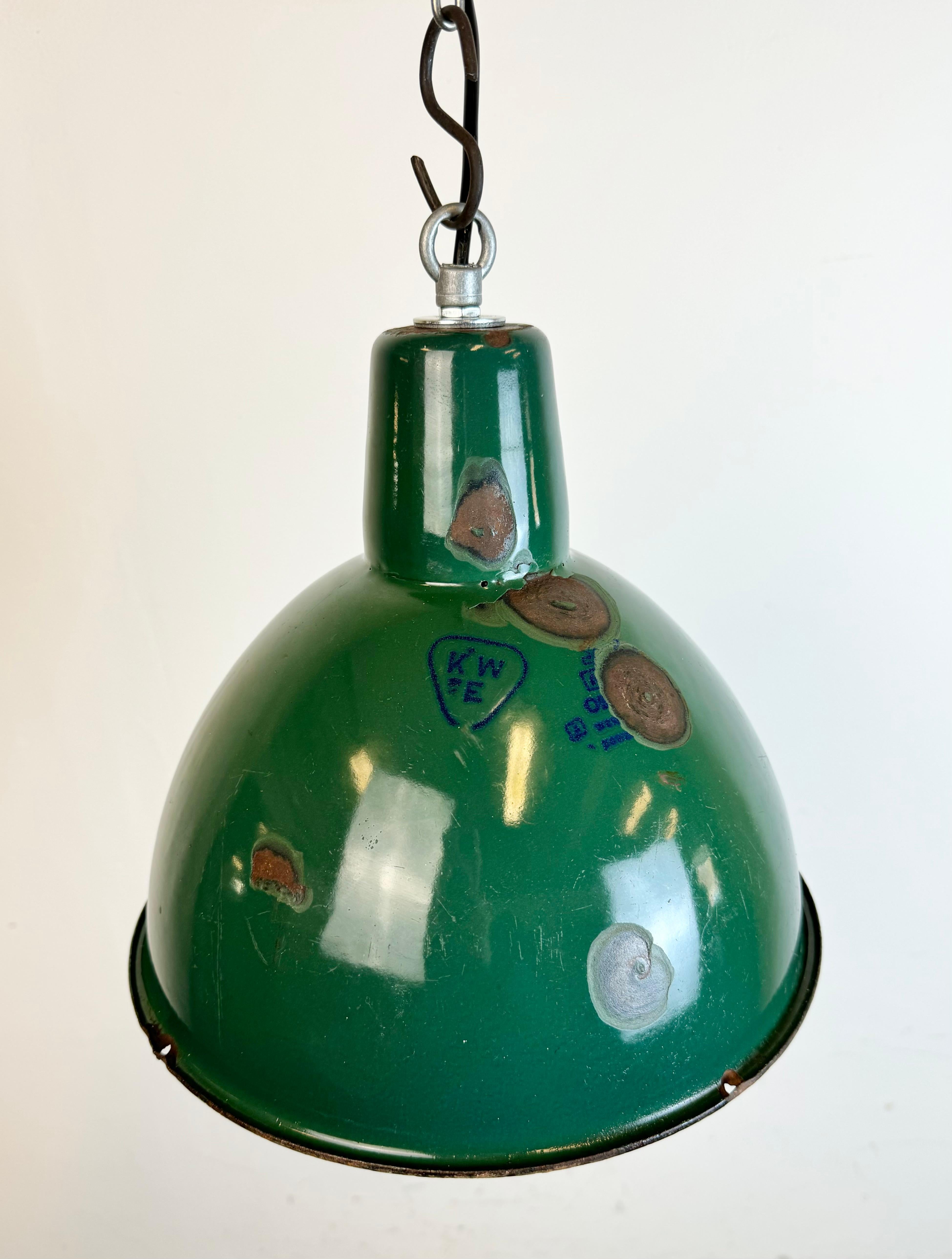 Industrial Green Enamel Factory Pendant Lamp, 1960s For Sale 4