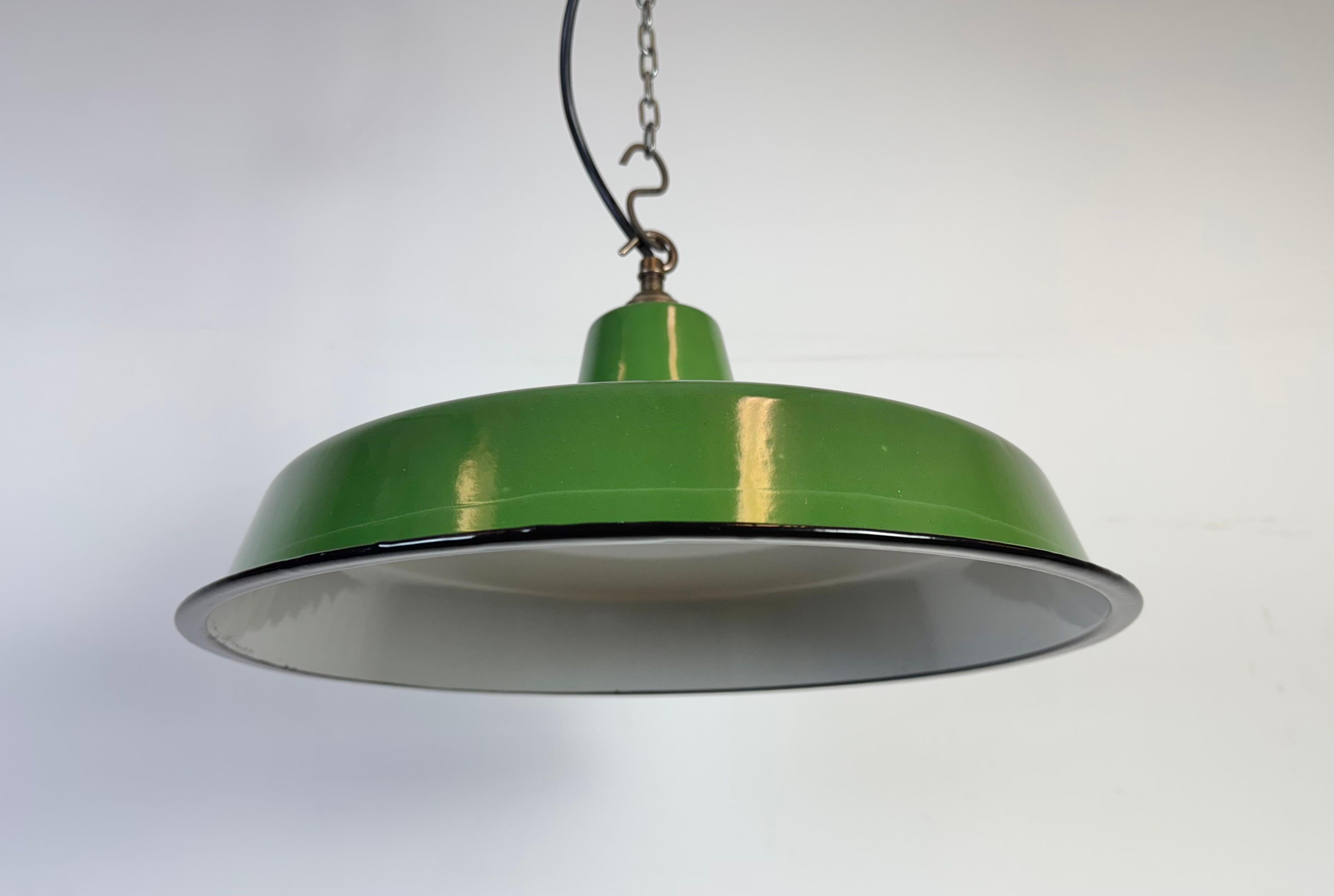 Lampada a sospensione industriale Greene & Greene Factory, anni '60 in vendita 1