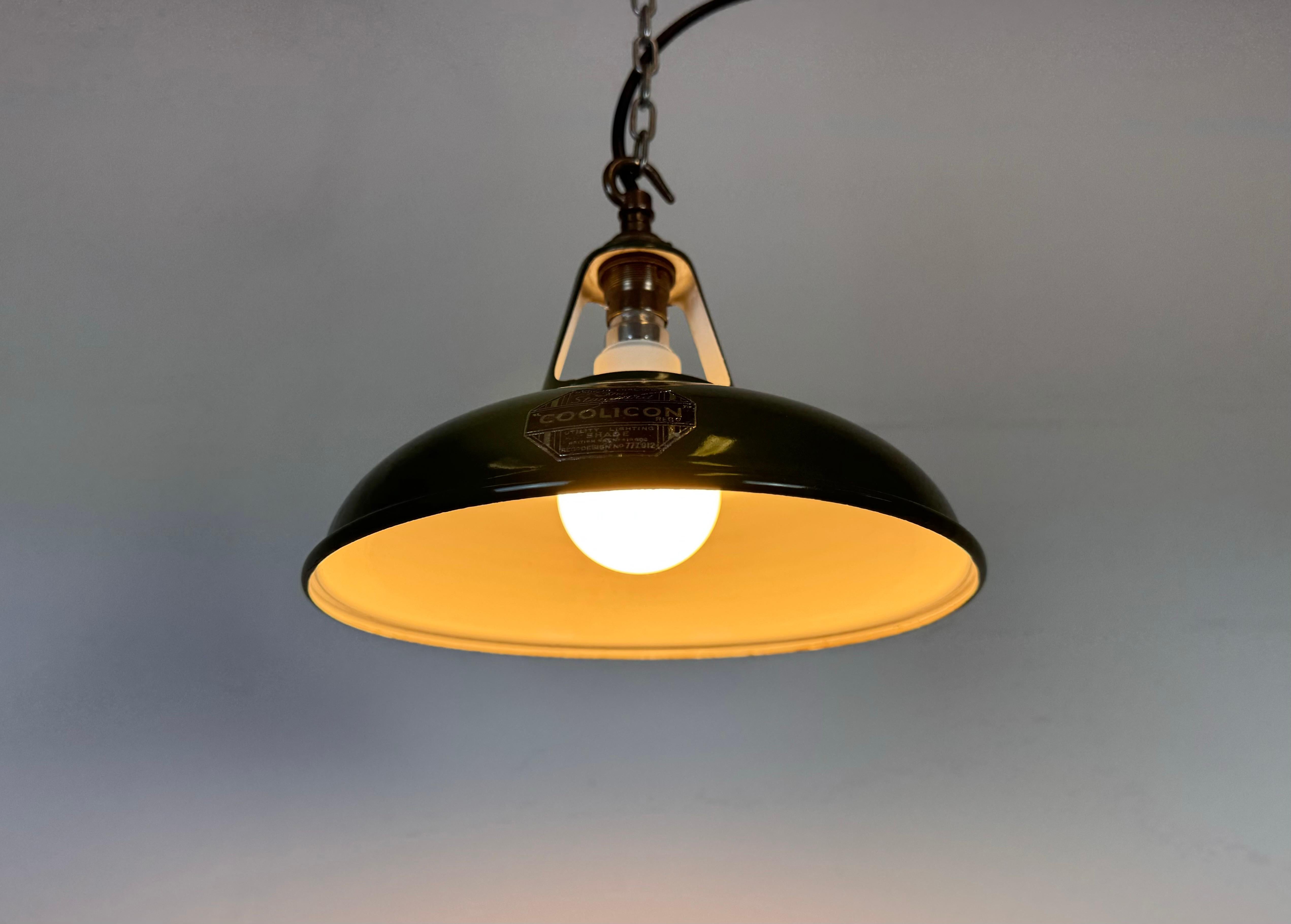 Lampada a sospensione industriale Greene & Greene Factory di Coolicon, anni '50 in vendita 5