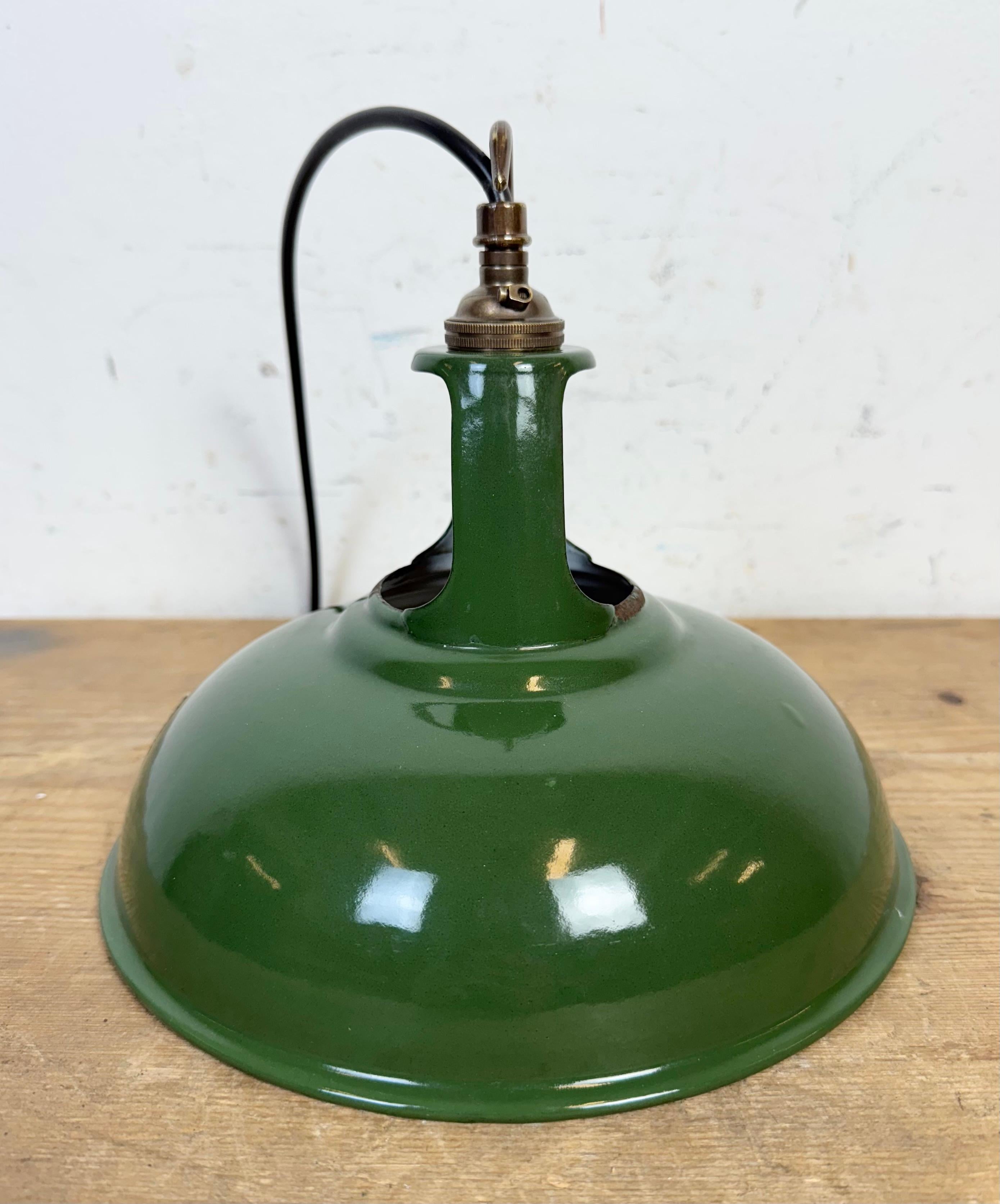 Lampada a sospensione industriale Greene & Greene Factory di Coolicon, anni '50 in vendita 10