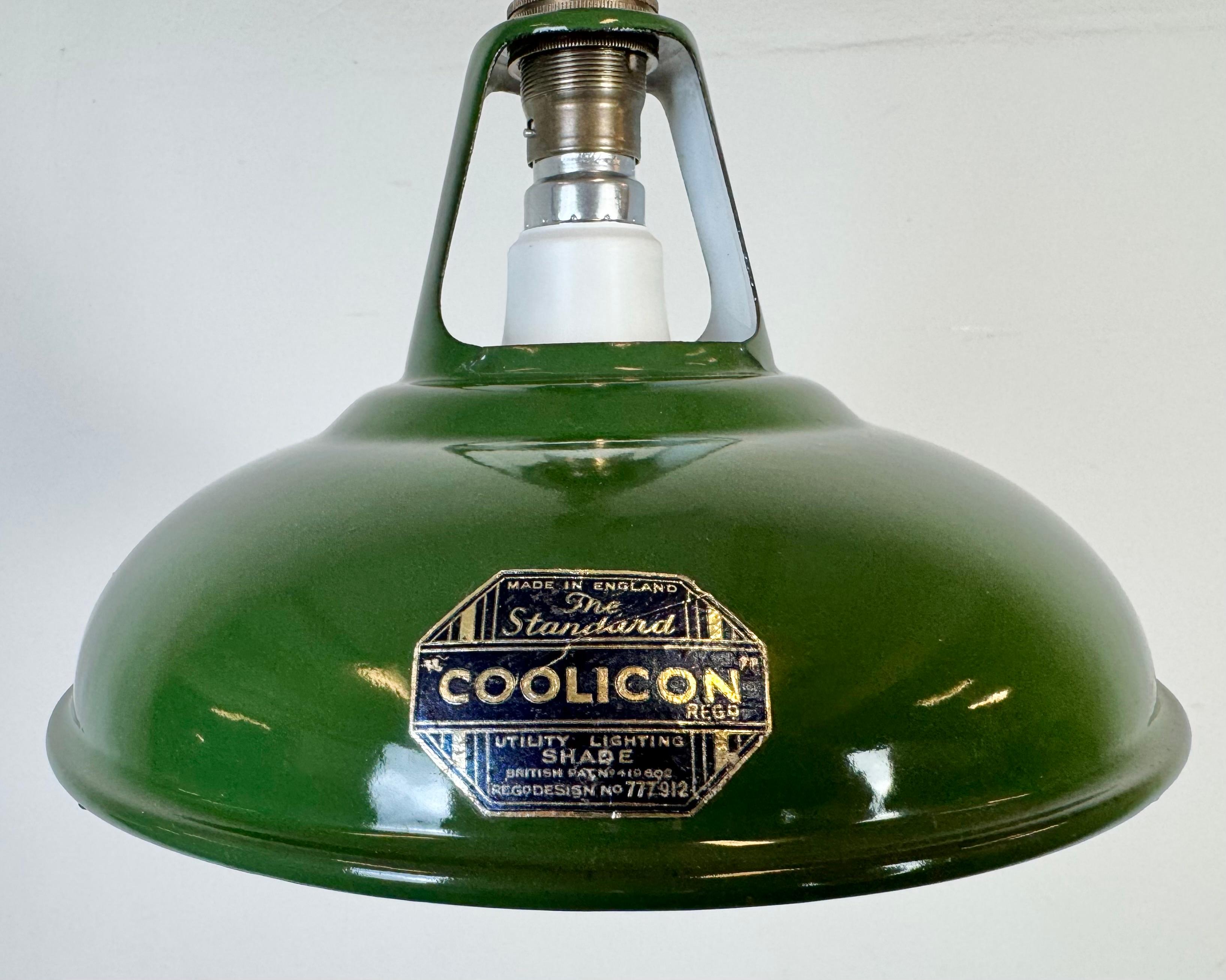Lampada a sospensione industriale Greene & Greene Factory di Coolicon, anni '50 In condizioni buone in vendita a Kojetice, CZ