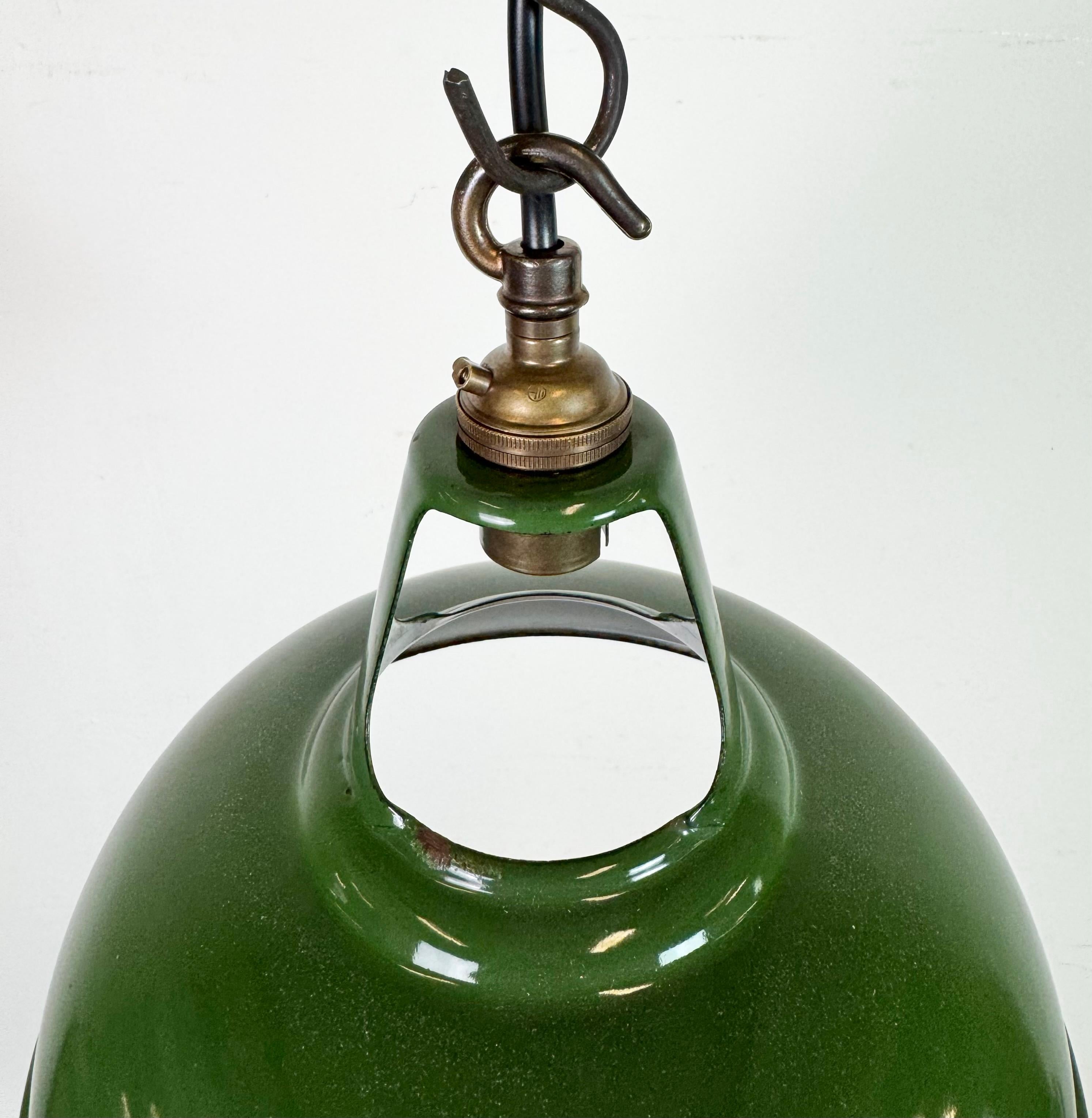Industrial Green Enamel Factory Pendant Lamp from Coolicon, 1950s For Sale 1