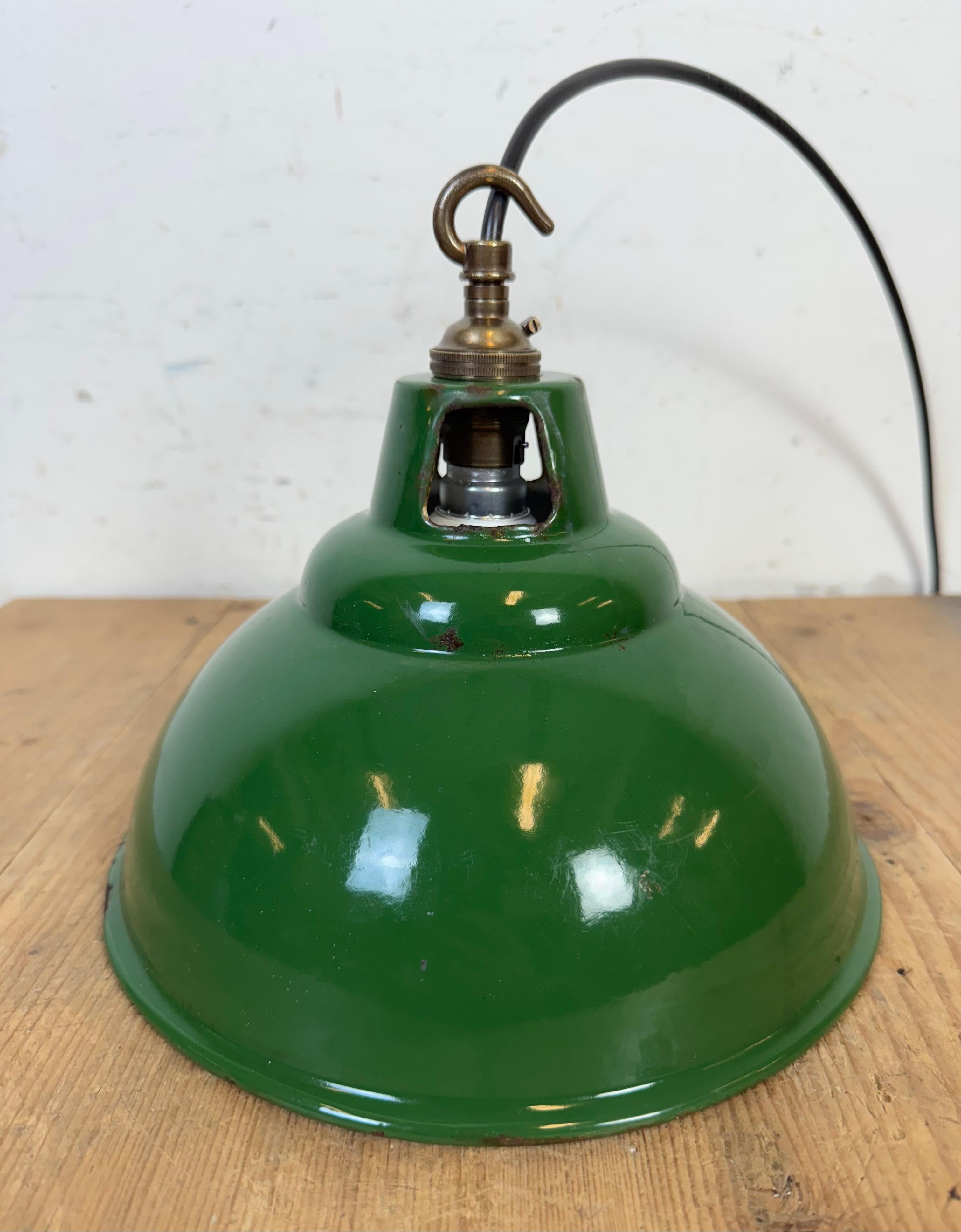 Lampada a sospensione industriale Greene & Greene Factory di Maxlume, anni '60 in vendita 8