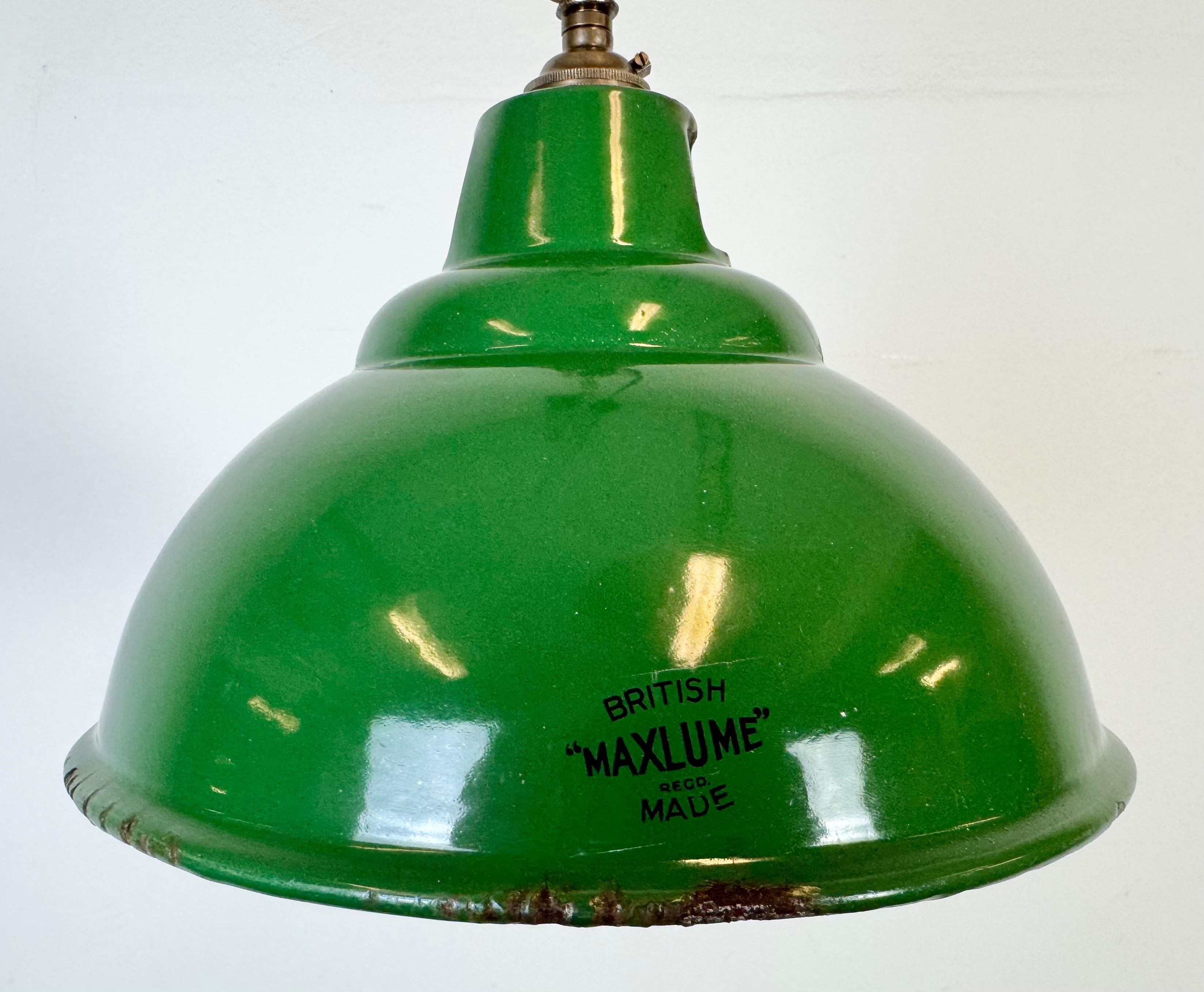 Ottone Lampada a sospensione industriale Greene & Greene Factory di Maxlume, anni '60 in vendita