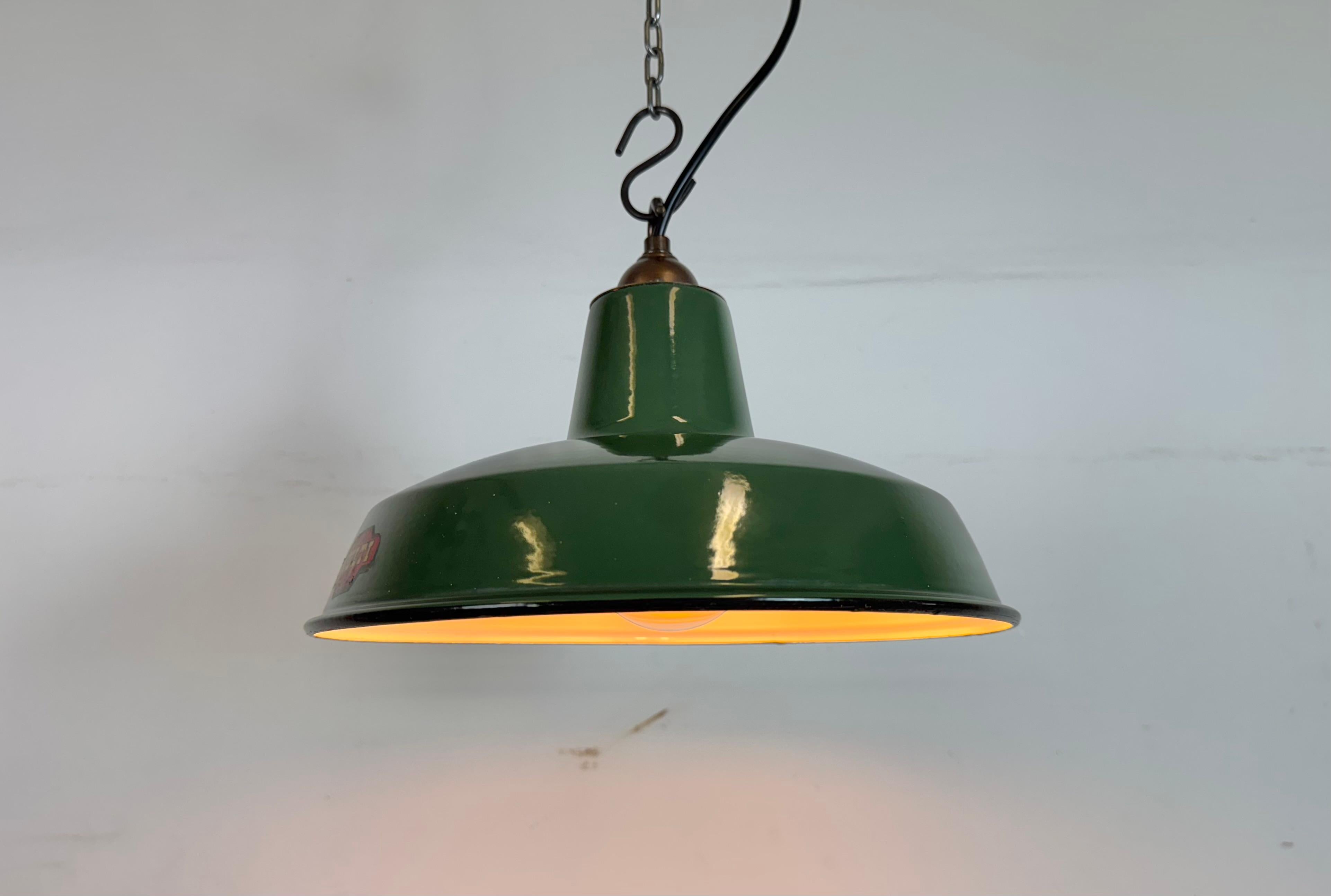 Industrial Green Enamel Factory Pendant Lamp from Multi Electrical Co., 1960s For Sale 3