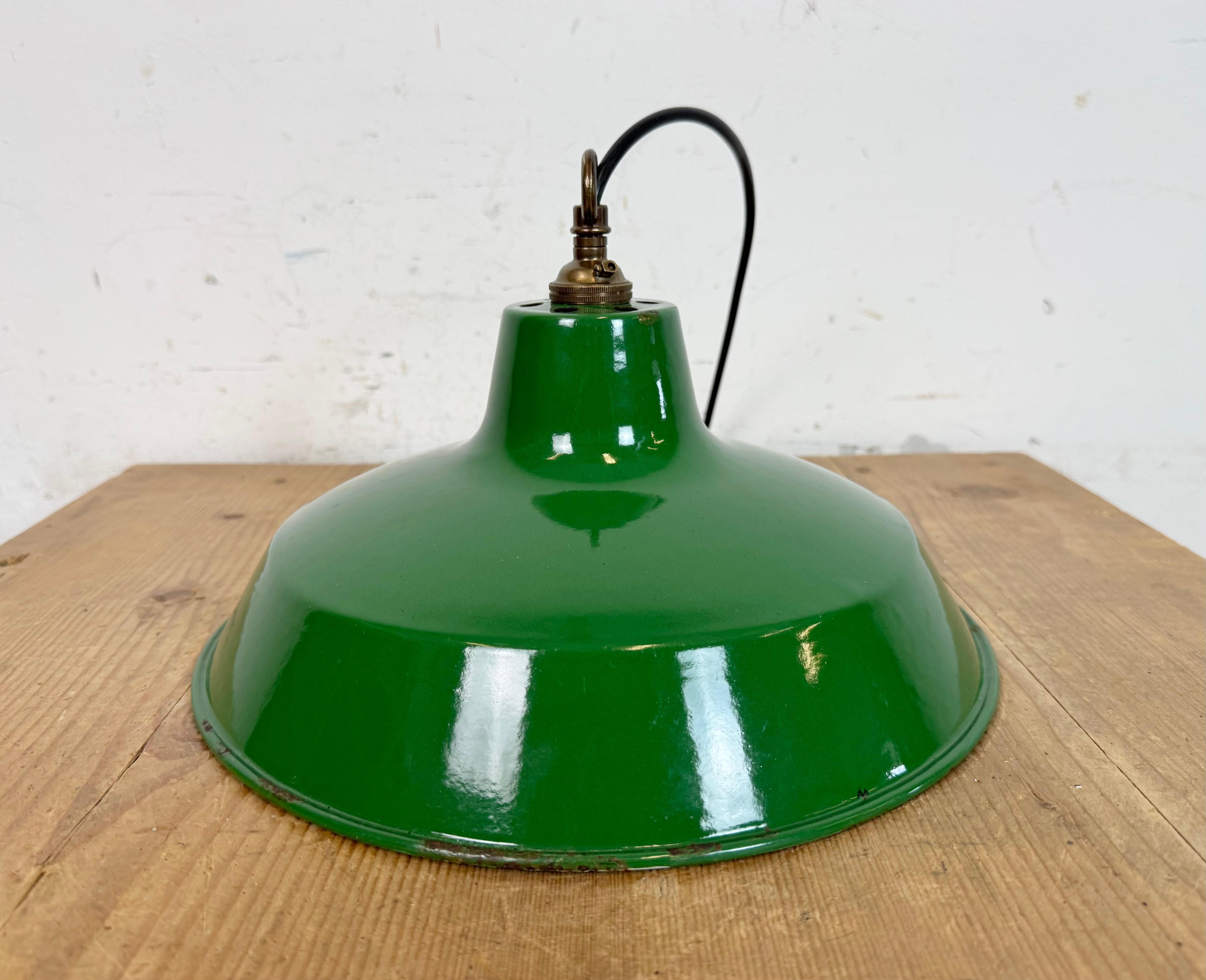 Industrial Green Enamel Factory Pendant Lamp from Revo, 1950s For Sale 8