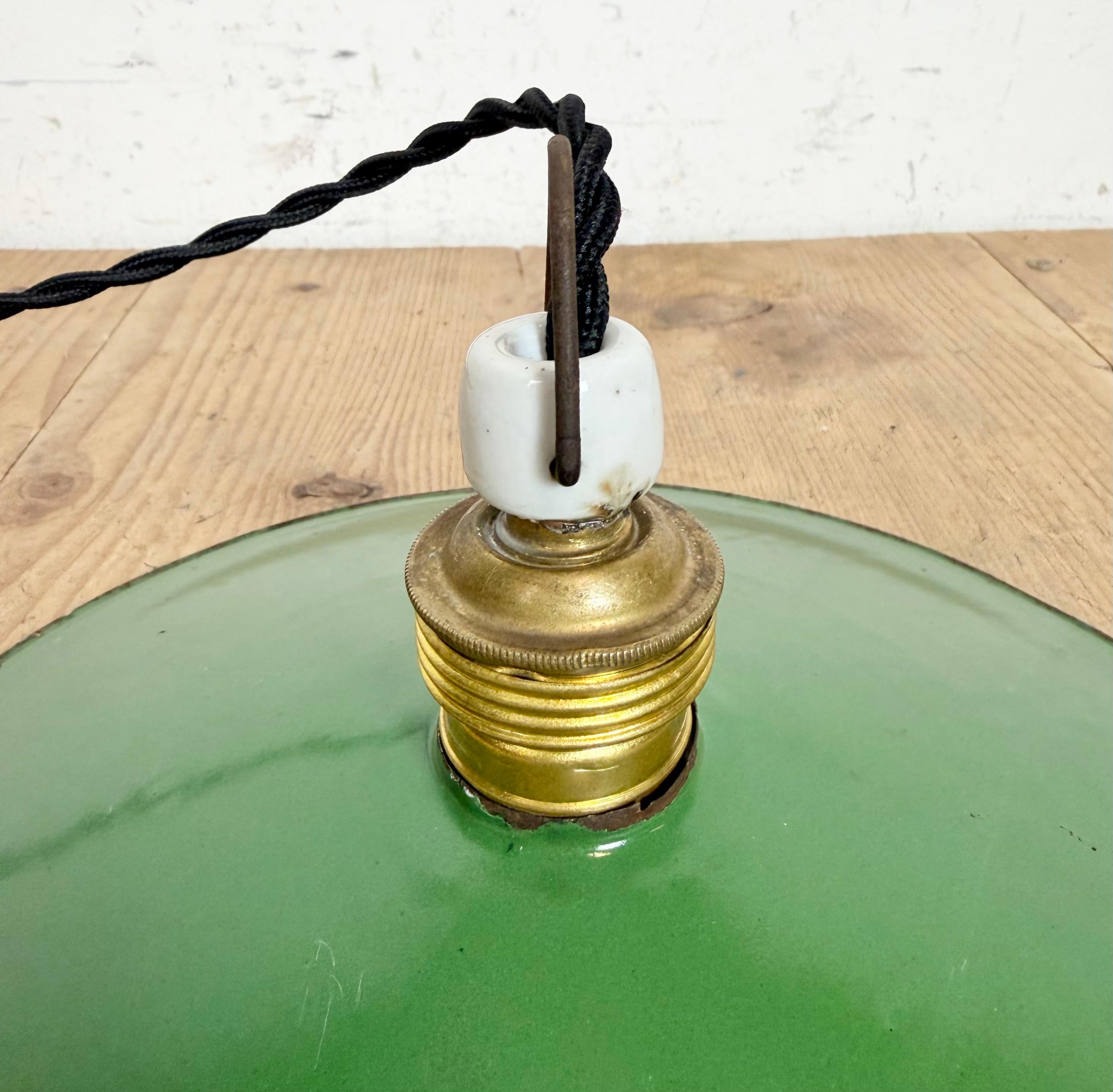Industrial Green Enamel Light, 1930s For Sale 6